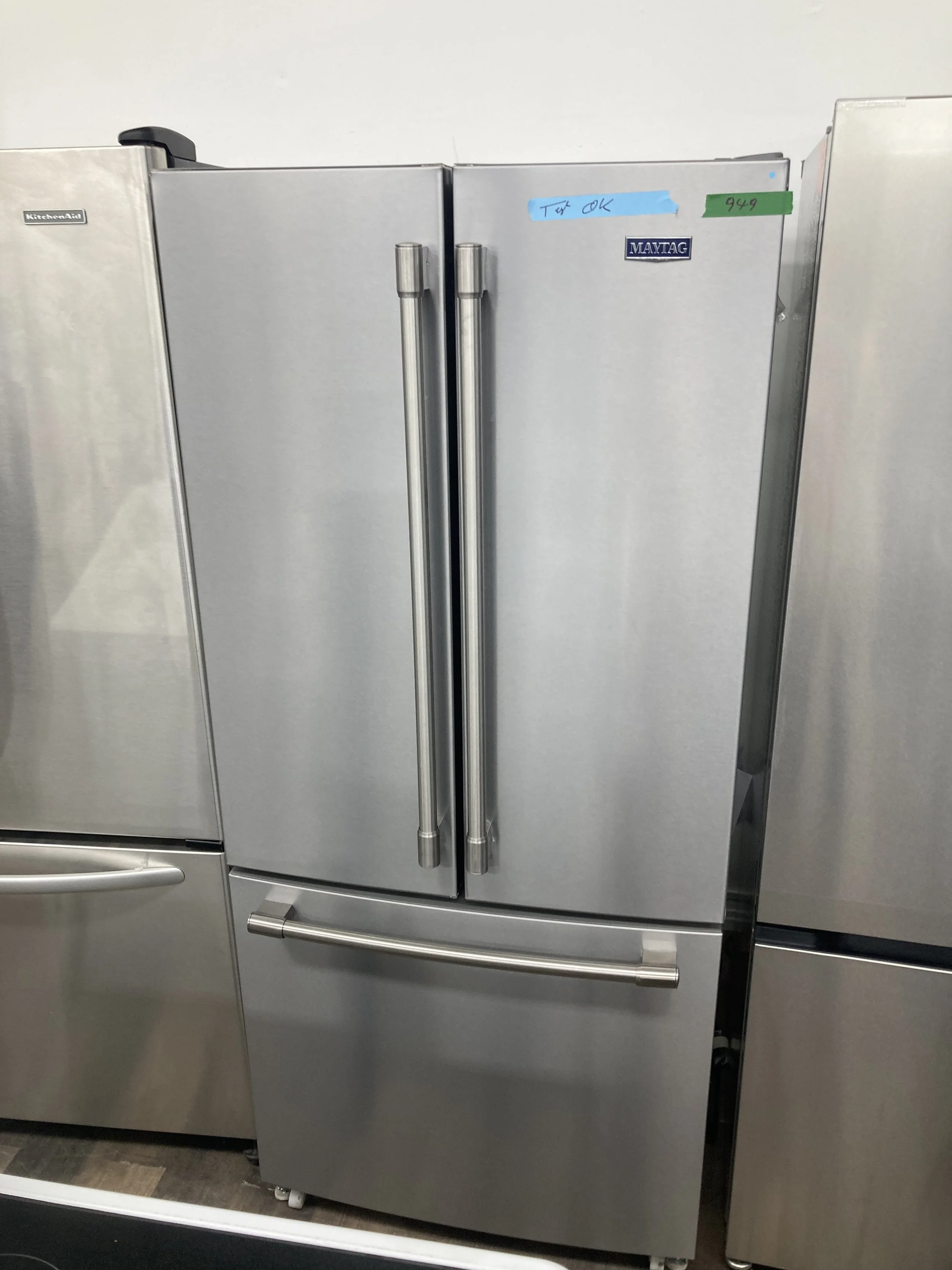 MAYTAG Refrigirateur Stainless  #960