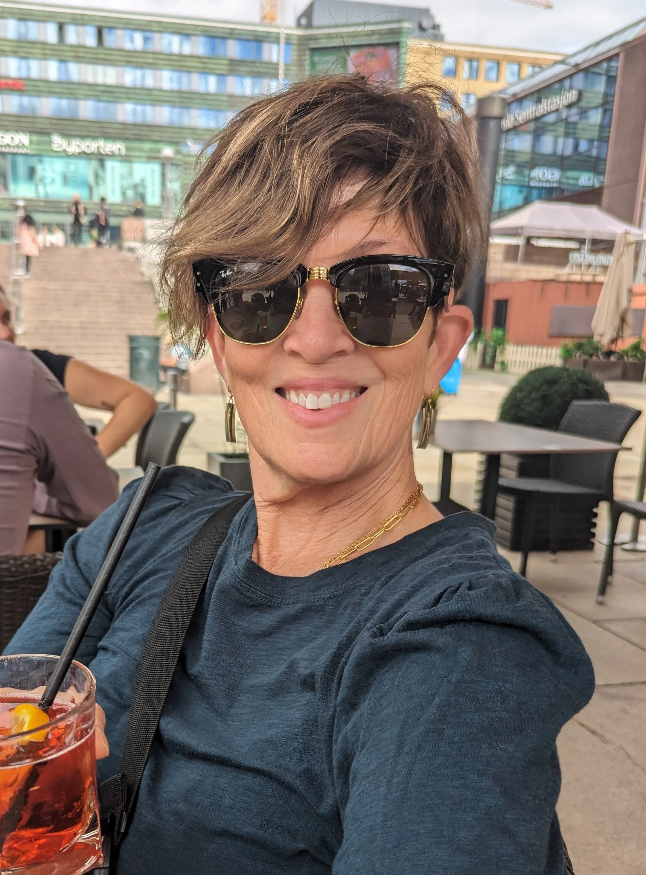 RCebula NegroniSippin2.jpg