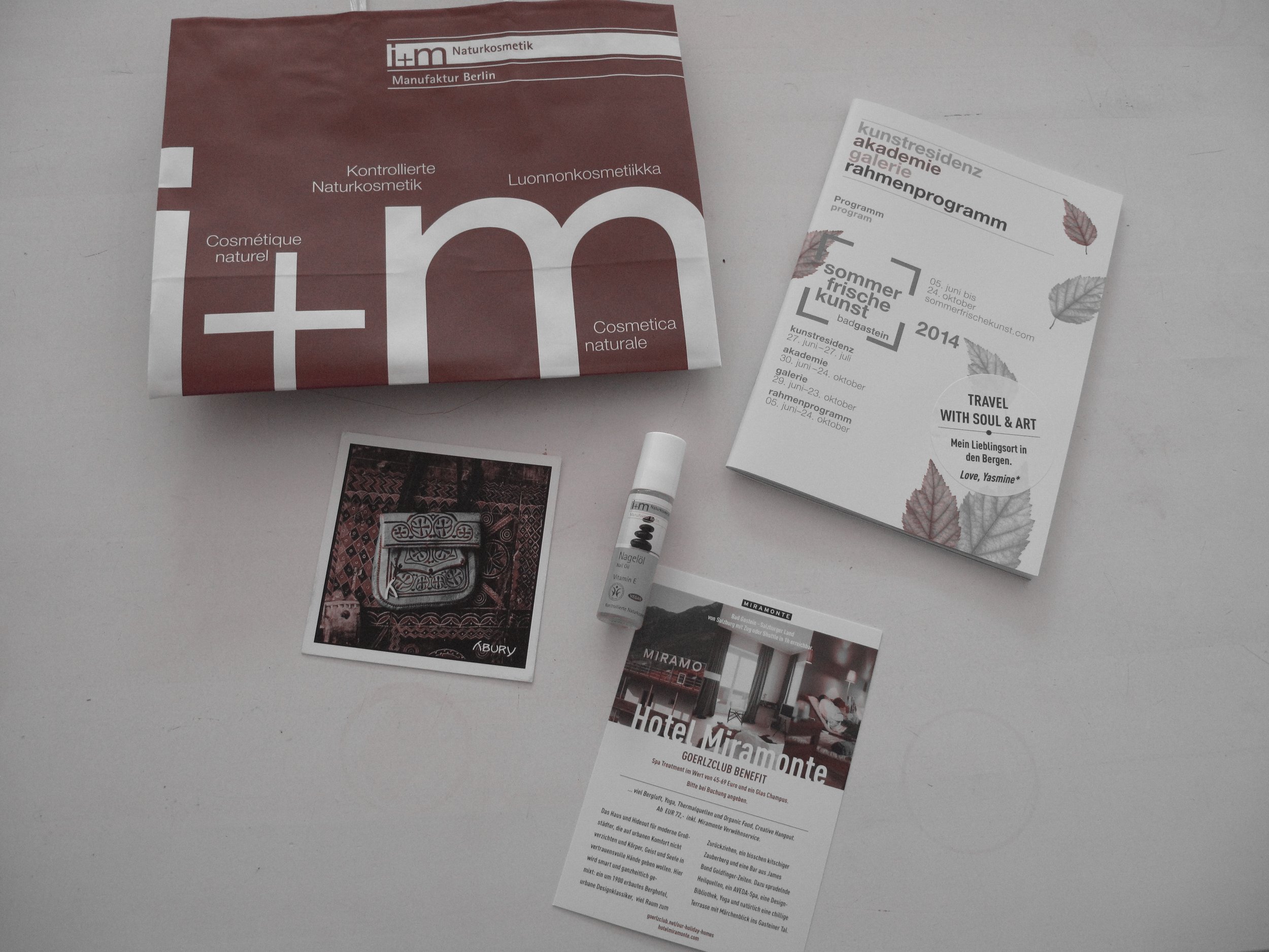 SalonMondaine6_GoodieBag.JPG