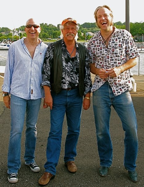 w/ Arlo Guthrie. A fun hang! Pepsi Amphitheater, Erie, PA
