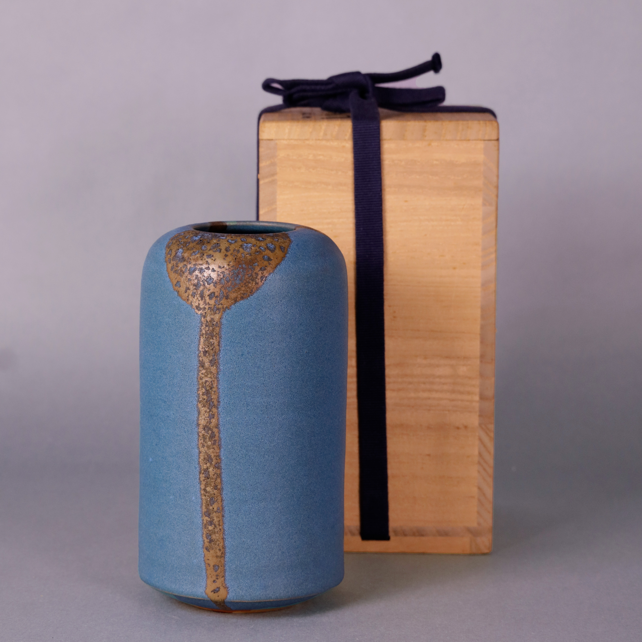Cloud Vase 1.png
