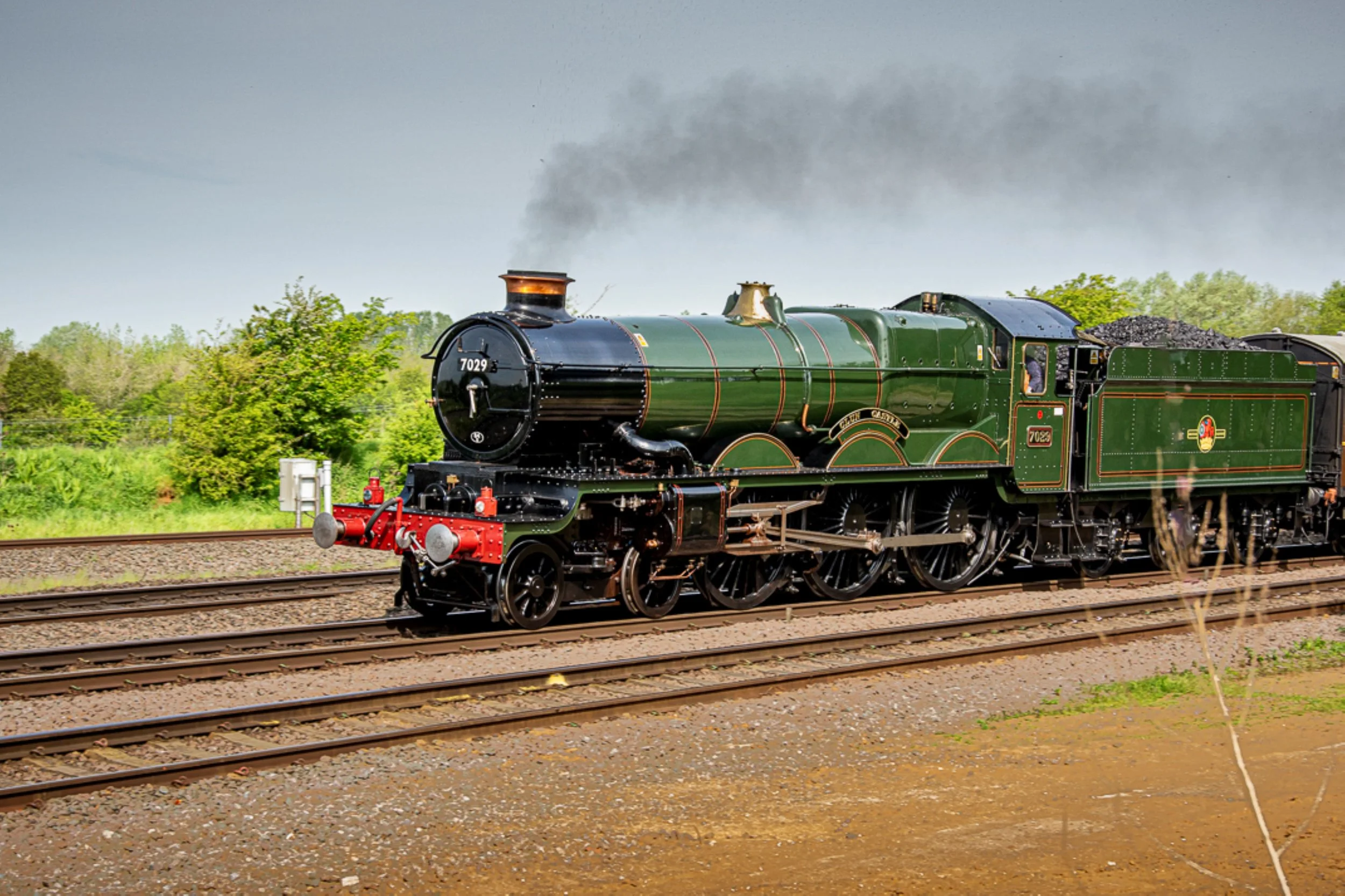 trains (3 of 3).jpg