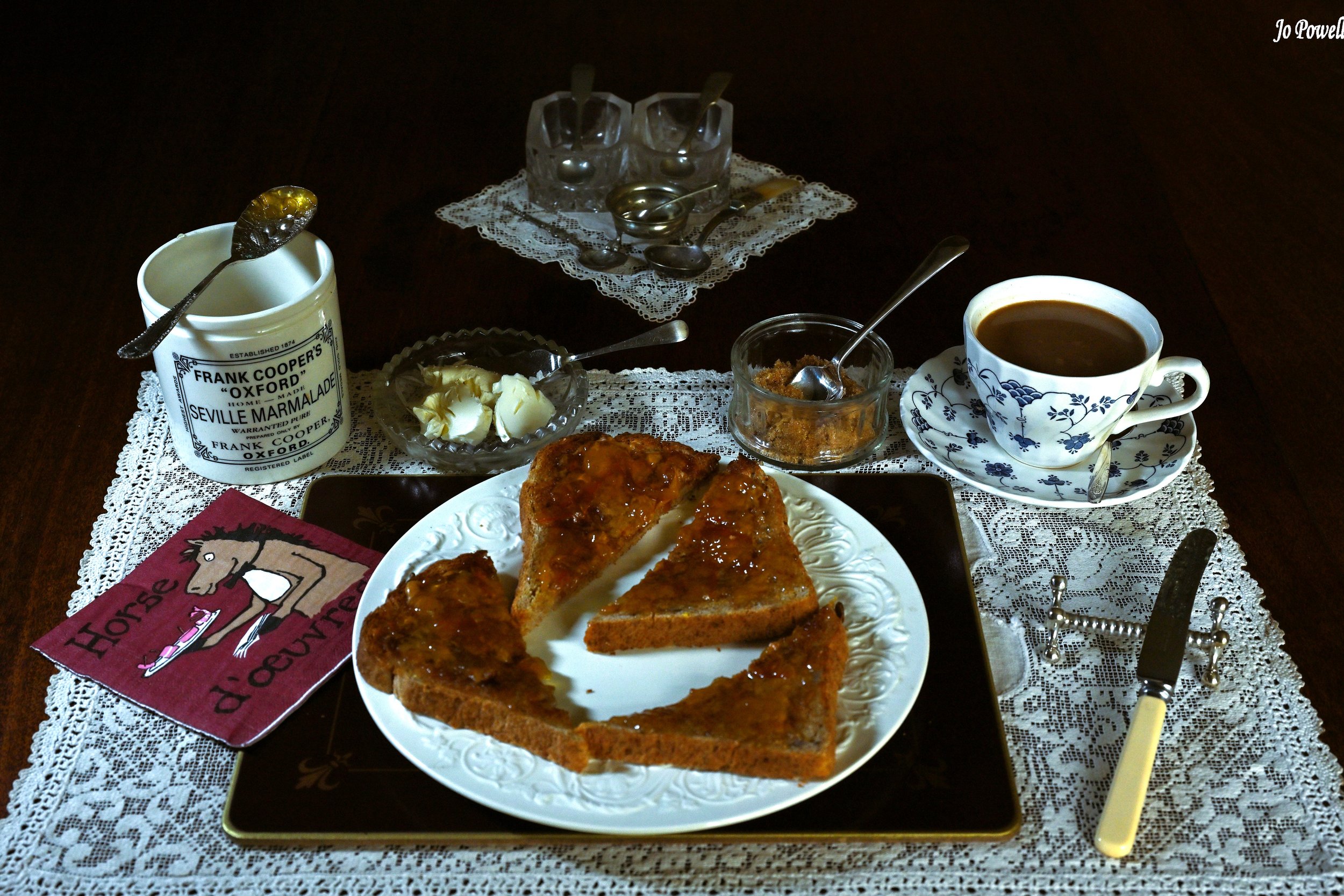 Jo 2 Breakfast is served 2.JPG