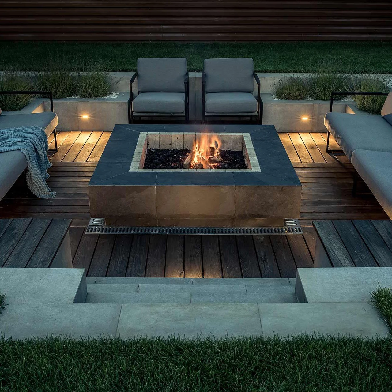 Garden-fire-pit-installation-Featured.jpeg