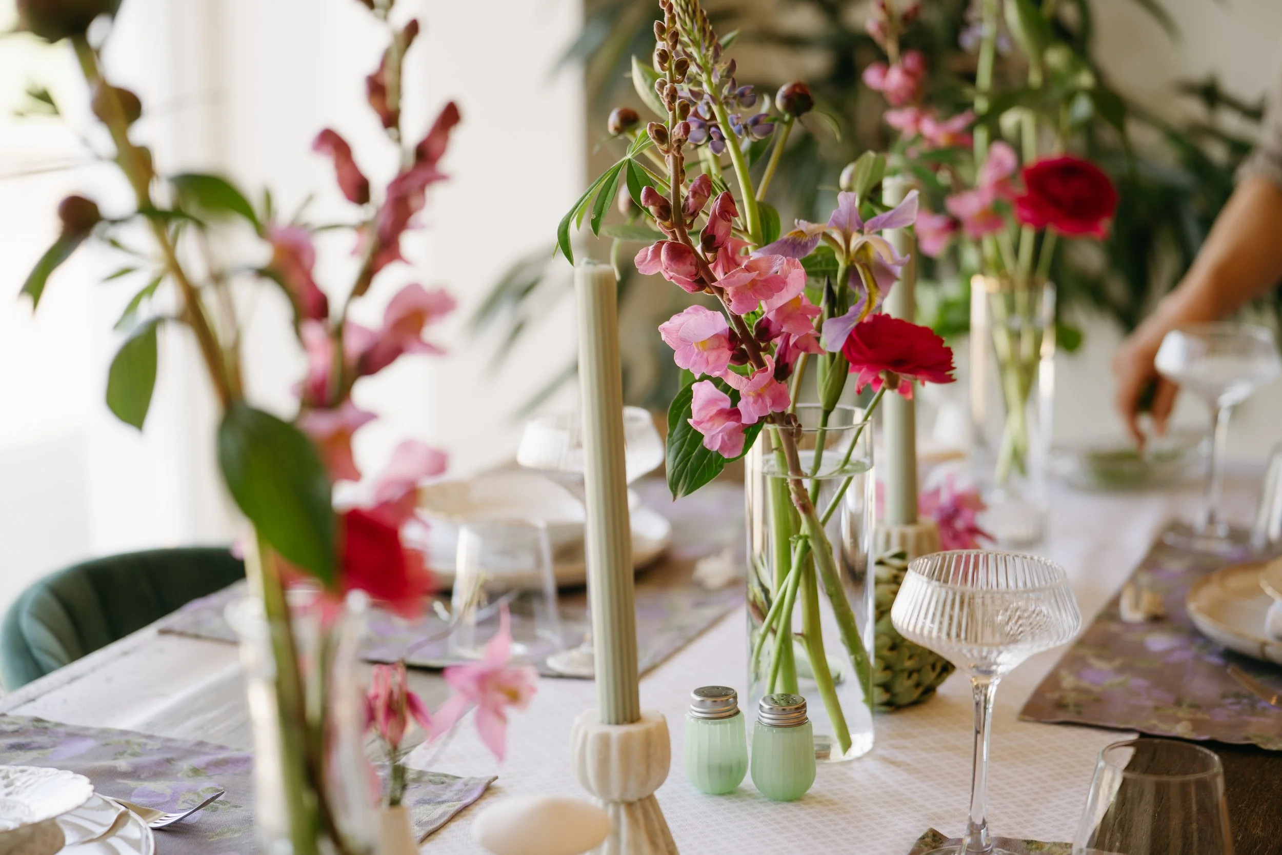 SnackyGirlTablescape.jpg (Copy) (Copy)
