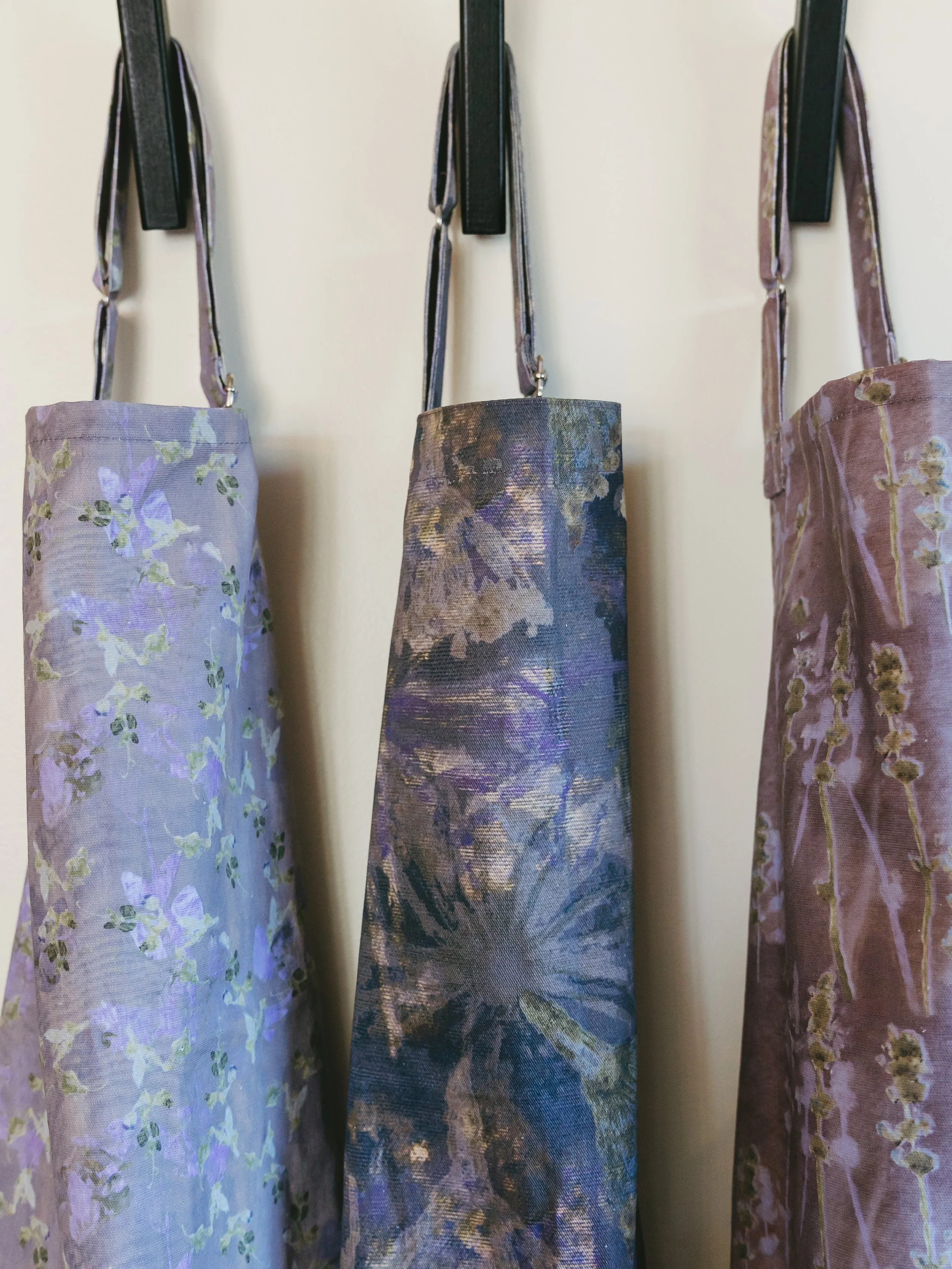 Aprons-3.jpg