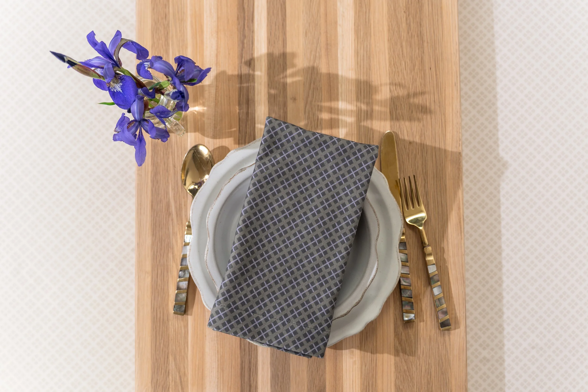 Lilac Garden Trellis Napkin