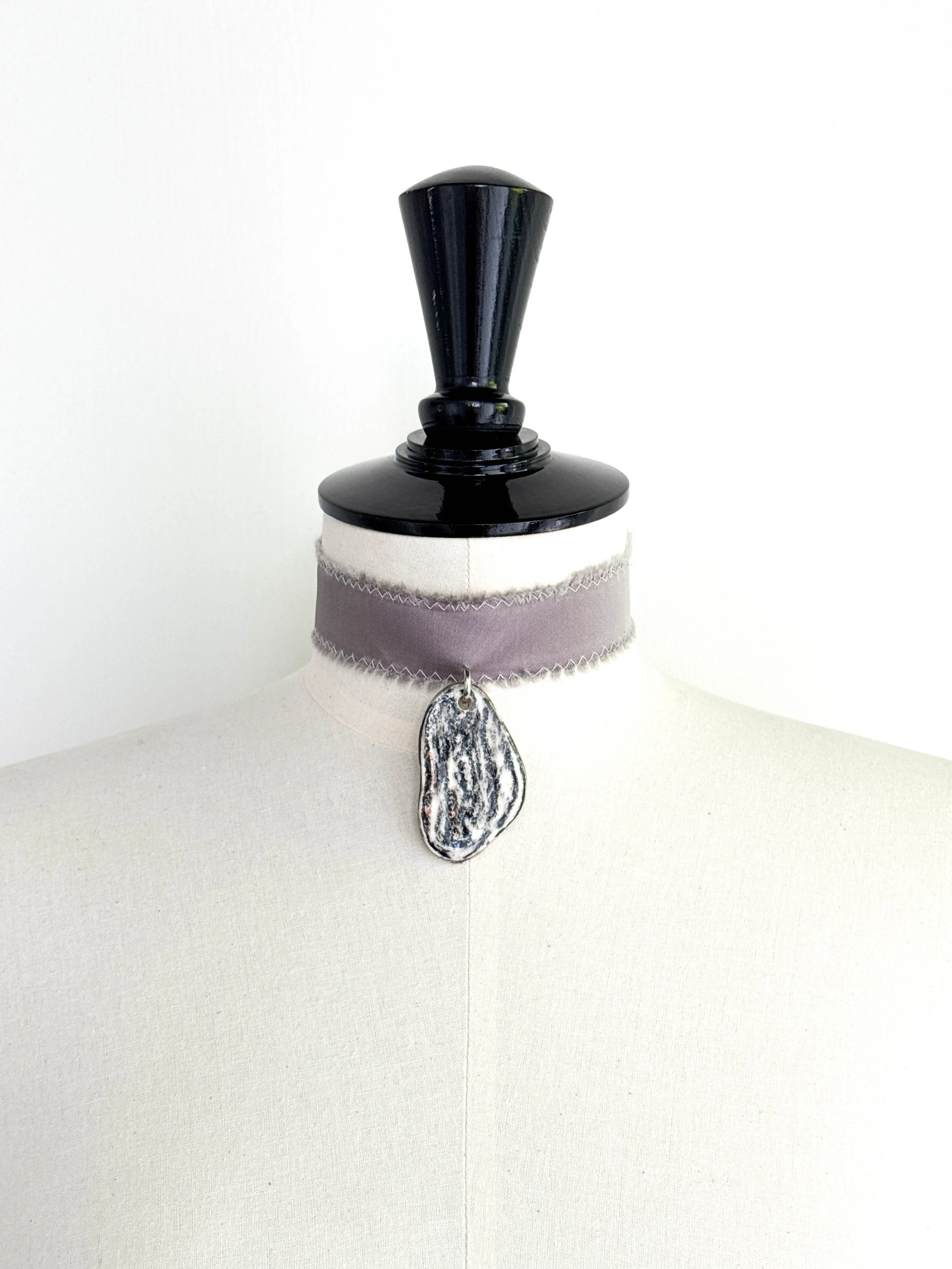 J- Choker-6.jpg
