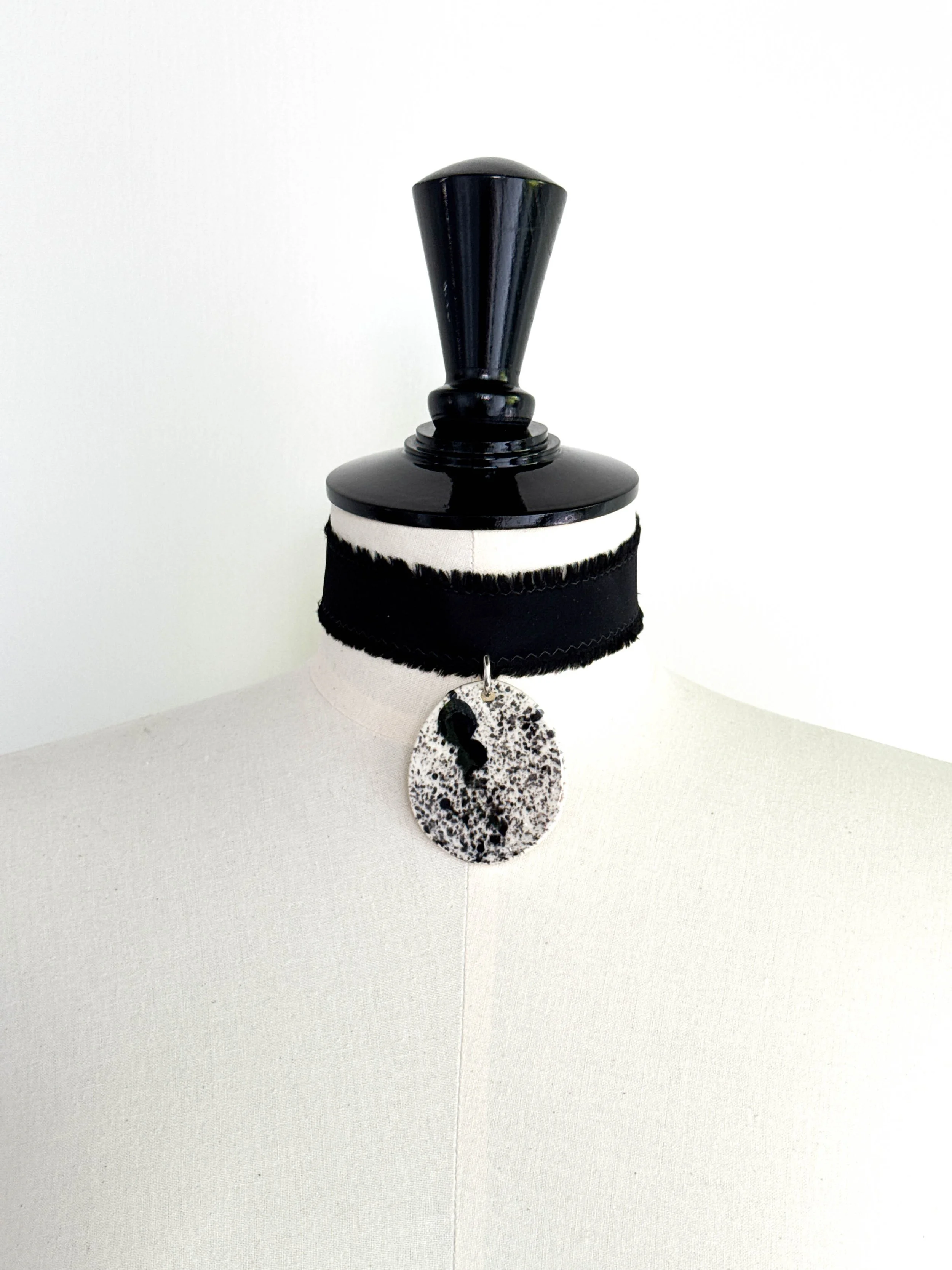 J- Choker-10.jpg