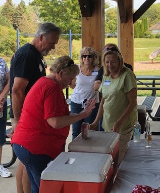 WEM Picnic19 - Copy.jpg