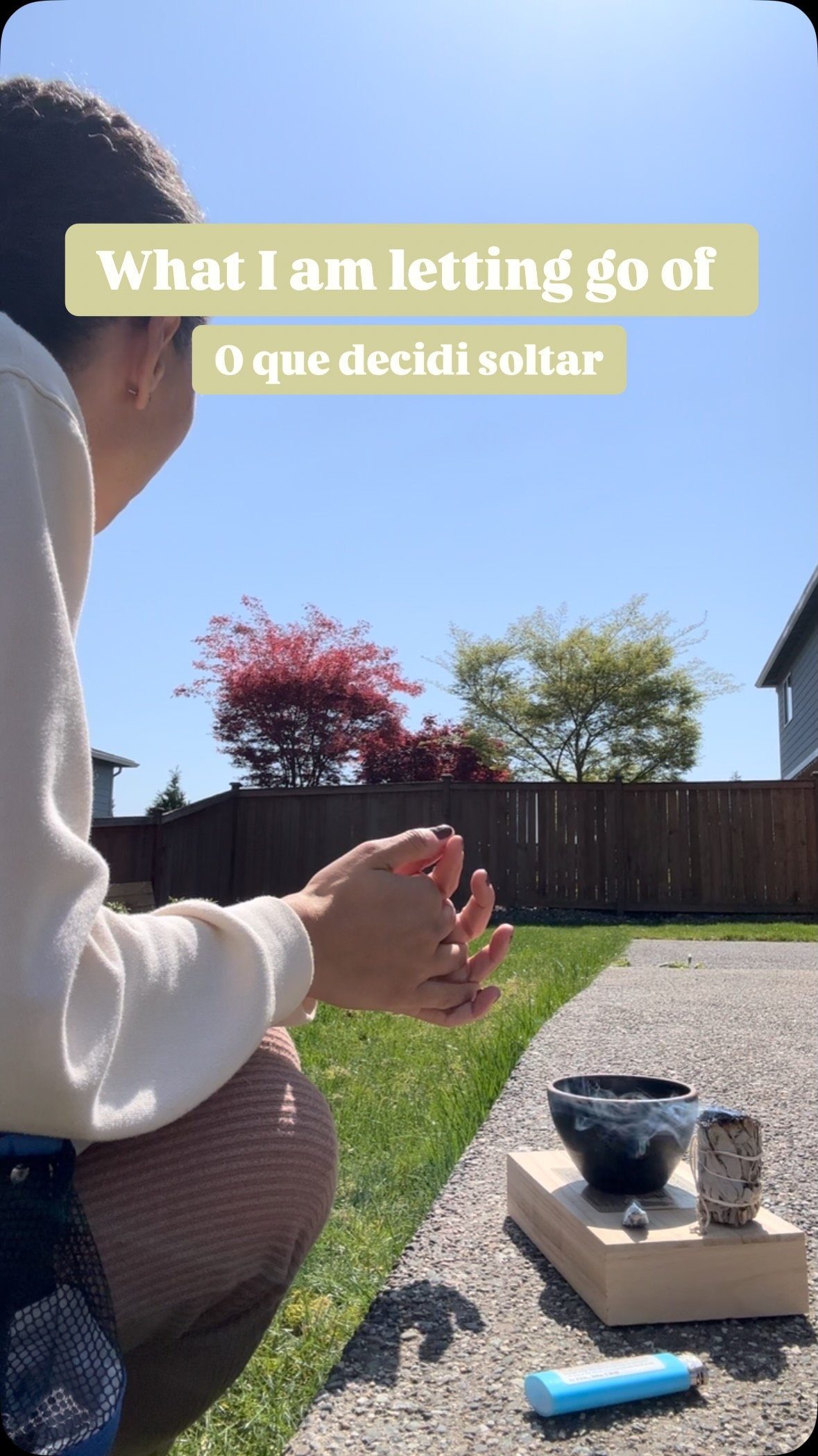 This week I led a powerful workshop called Let Go to Grow where I shared about chakras and explored how our energy field, and emotional loops can shape our reality.
We went deep into:
🌿 How thoughts fuel emotions that drive our actions
🪶 Energeti