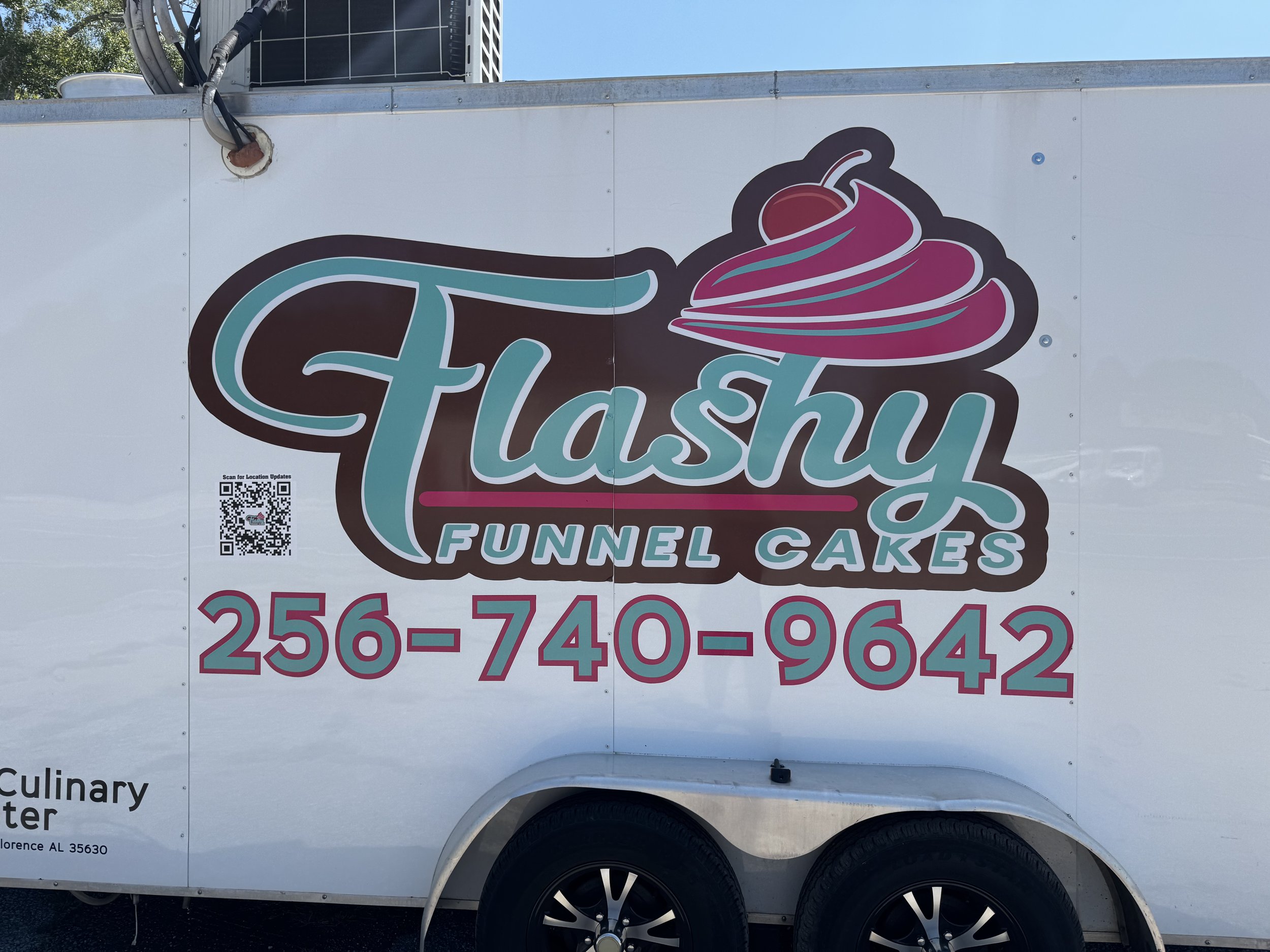 Good Eats: Flashy Funnel Cakes