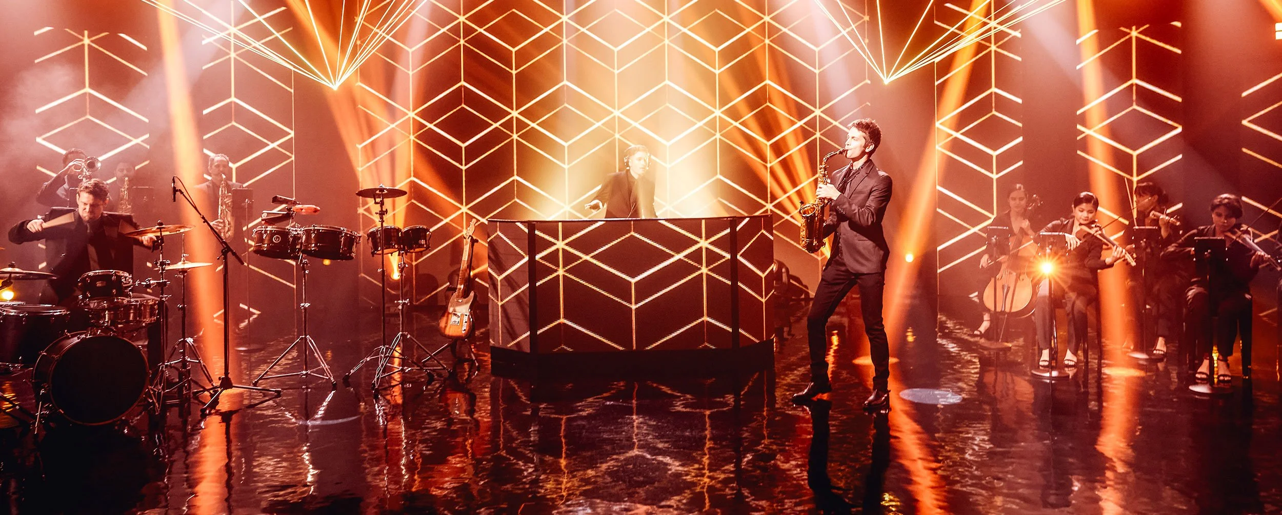 Hybrid DJ band performing at a luxury corporate event in Los Angeles California