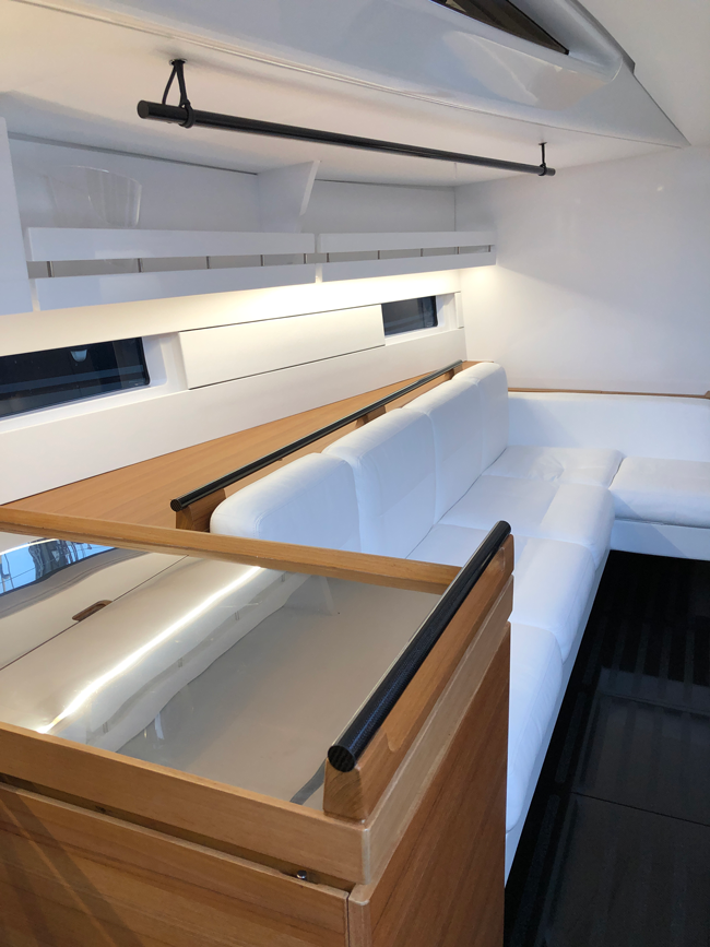 Lady-First_McD-Yachts_Interior10.png