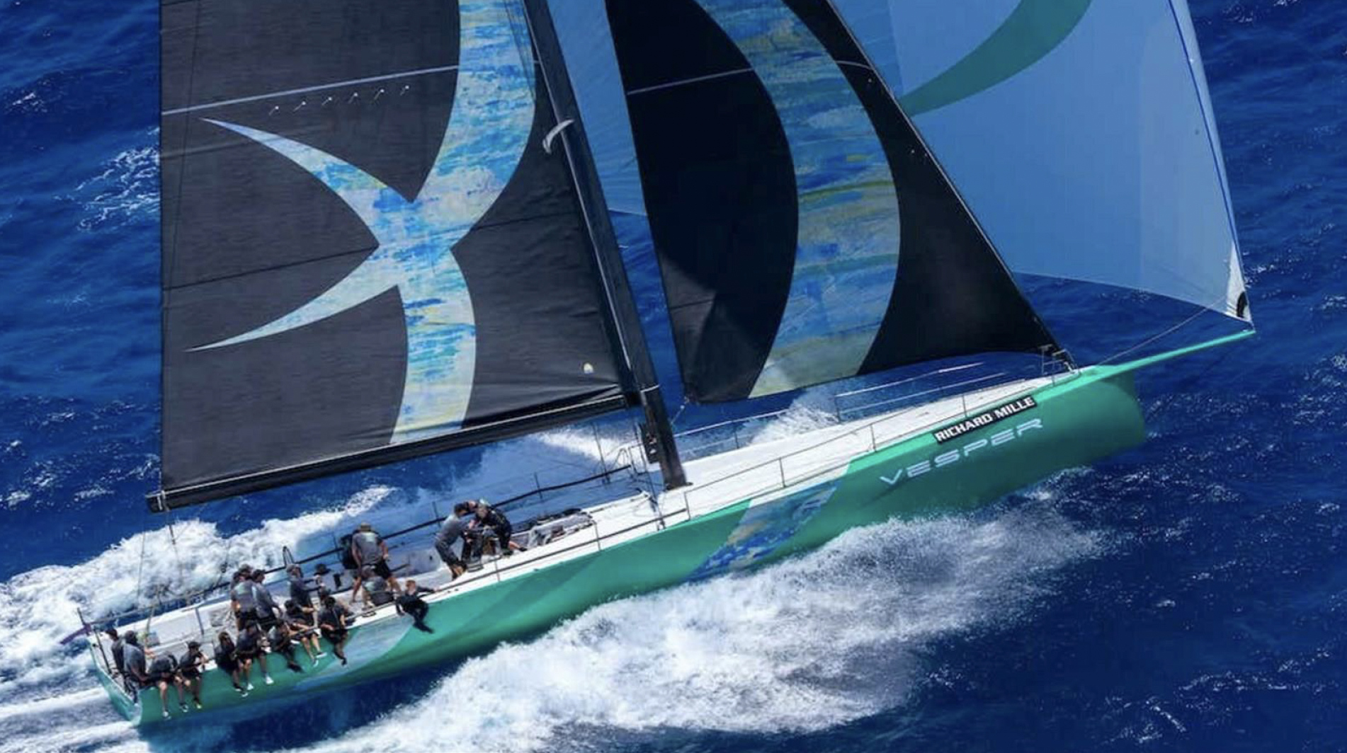 Vesper_McDYachts_Exterior_01.png