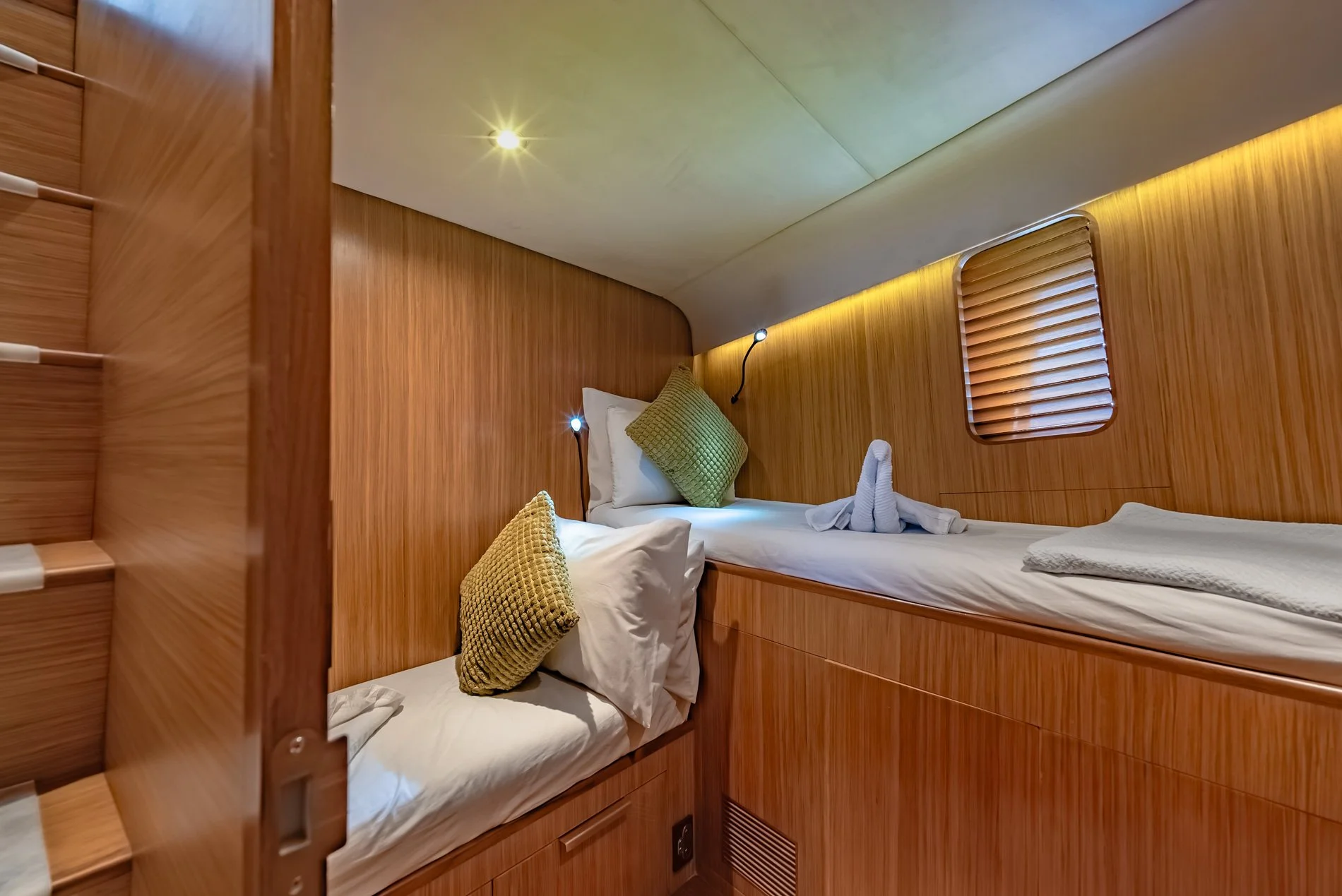 Interior_16.jpg