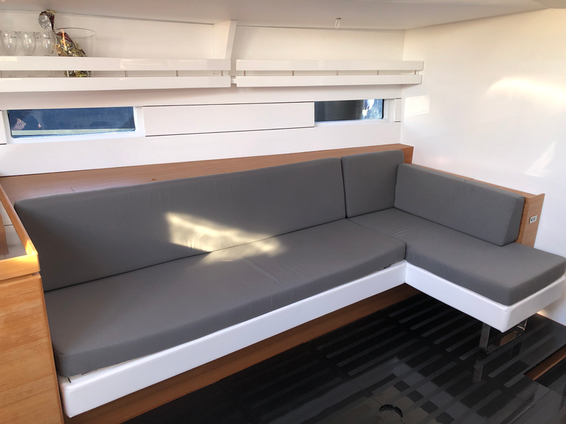 Lady-First_McD-Yachts_Interior12.png