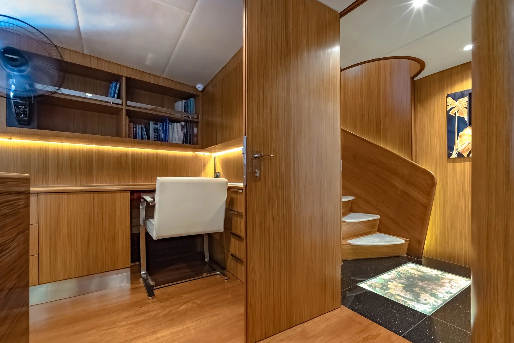 Interior_06.jpg