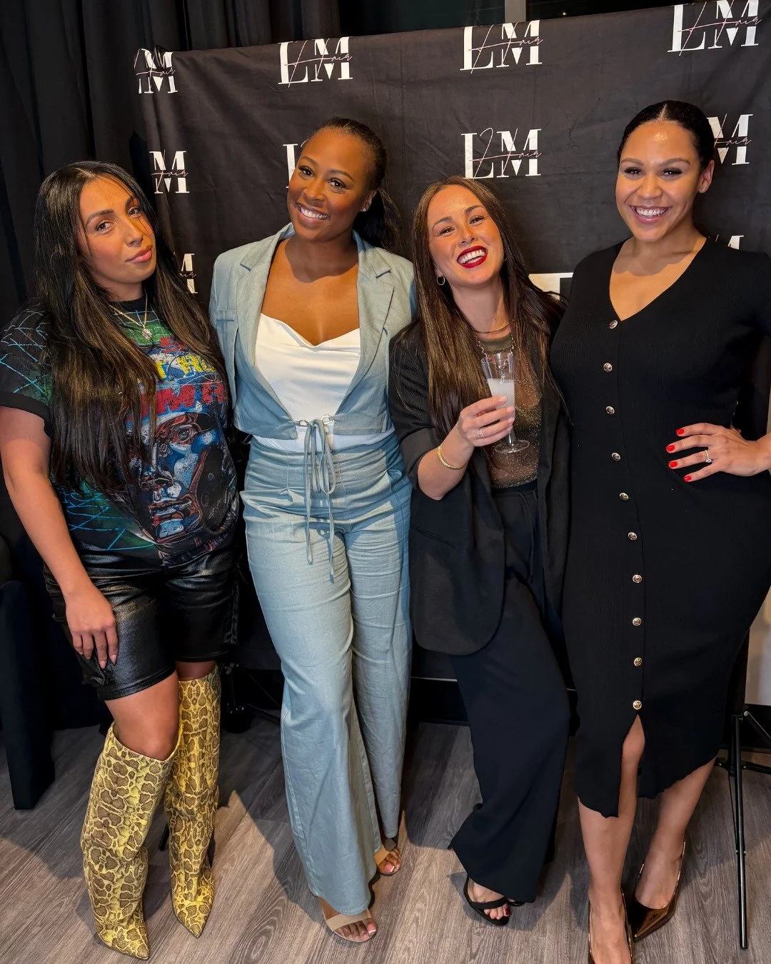 Lucky, grateful, fan-girling. You ladies inspire the hell out of me 🥹

@the_wealthy_stylist
@lashlabpdx
@domni_suites

Getting a front row seat to these women building their businesses forces you to level up. ❤️