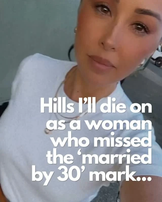 I'll say it again.
What ever this 'timeline', 'married', 'children', 'white-picket-fence' thing is...
I hate it.

I hate it because now that I'm on the other side of the deadlines and getting closer to my 40's, I wish I knew what I knew now.
It's all