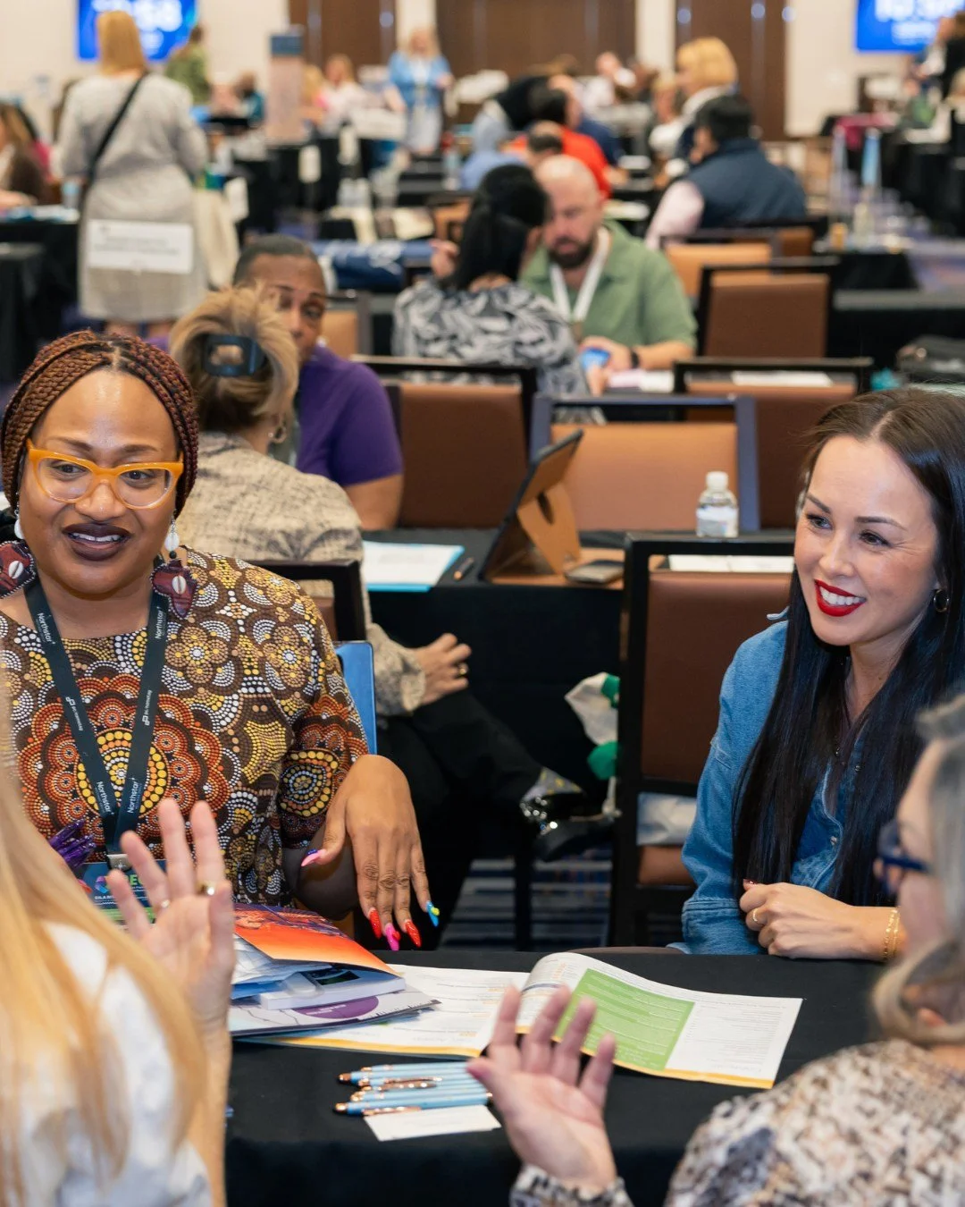 Spent the week with 200+ business owners. &hellip; pitching &amp; selling... and it made me think about when I was 21 and a bottle service girl at the club 😅

When I tell you, I wanted to crawl out of my skin when somebody told me 'no' after I asked
