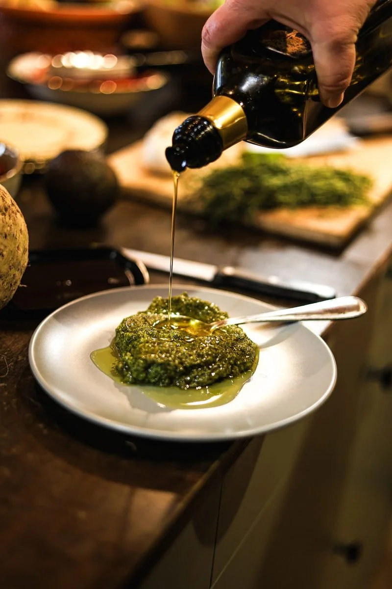 seed-lodge-drizzling-olive-oil-herb-pesto-185.jpg