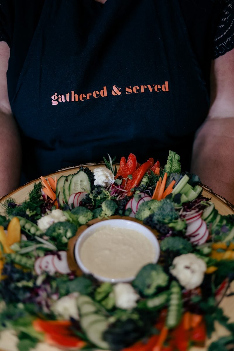 seed-lodge-chef-holding-crudite-platter-126.jpg