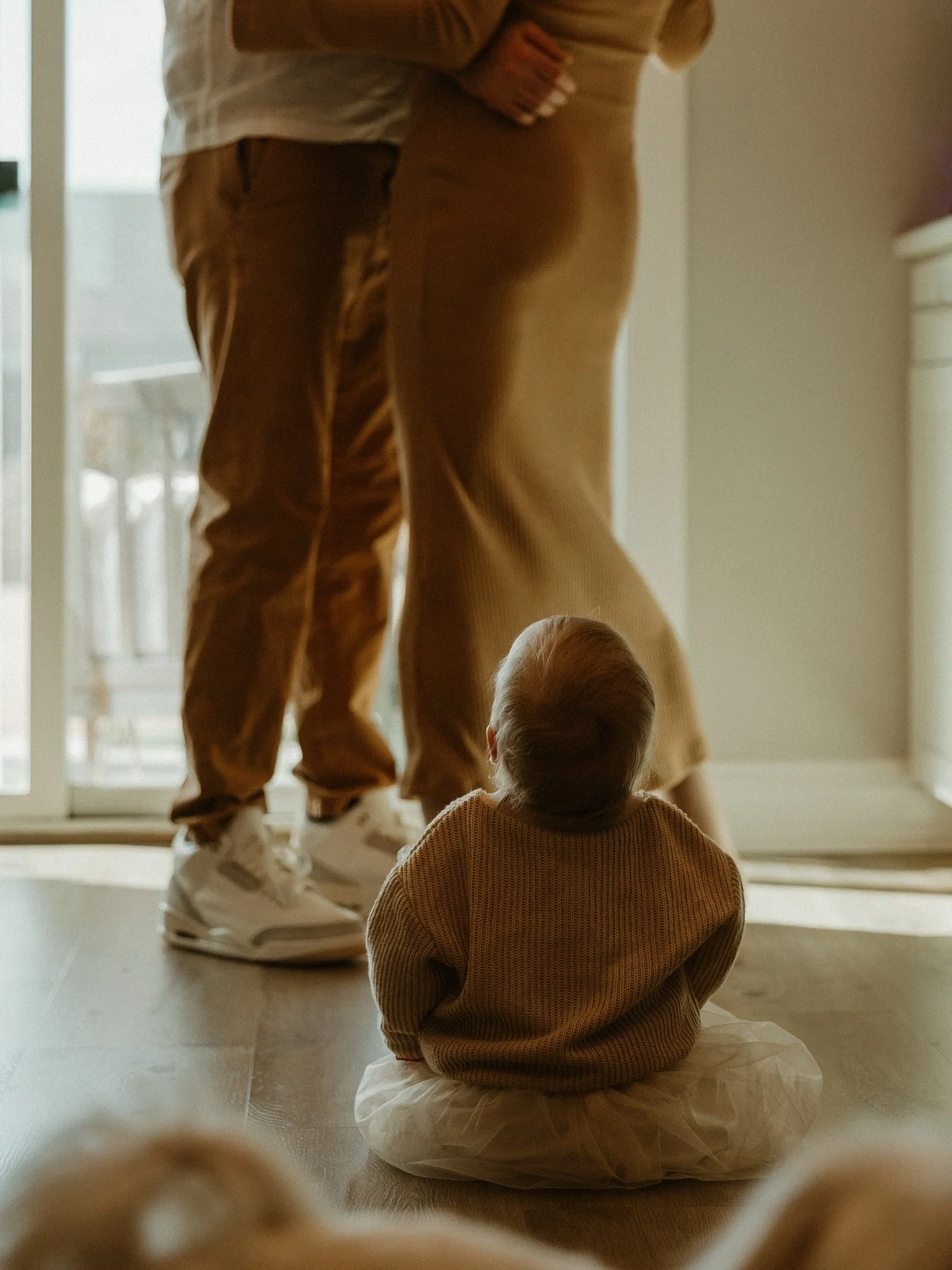 Slowing it down today with a cozy in home session and being so grateful I get to share moments like these with families 🖤 
-
What is your favorite Sunday activity?
-
#inhomesession #familyphotography #ncphotographers #carolinabeach #sunday