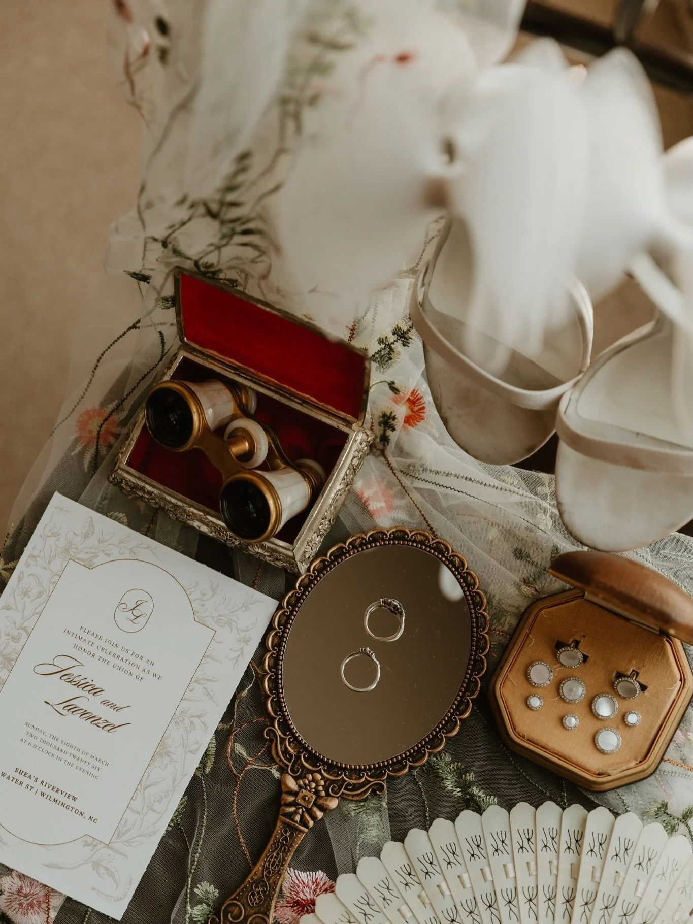 Dearest Gentle Reader&hellip;
My Bridgerton styled wedding shoot came to LIFE today thanks to the amazing group of women and wedding vendors from the Wilmington area 🖤

If you are looking for a Bridgerton themed wedding these are your gals to do it: