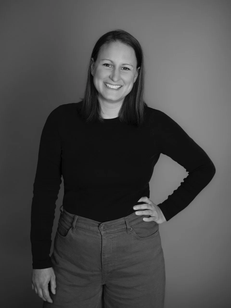 Luisa Schneider arbeitet bei Maison vis-à-vis als Online Marketing Expertin. Lerne unser Team persönlich kennen.