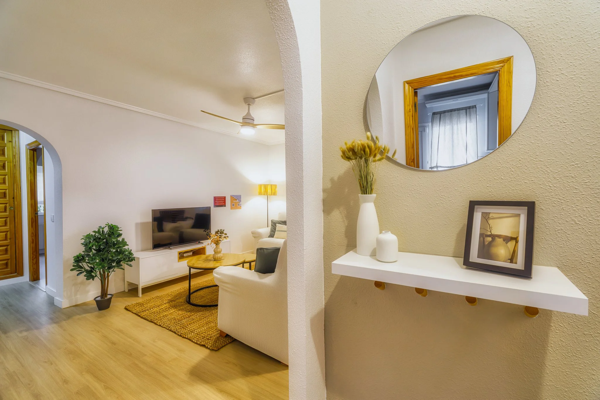 HOME STAGING