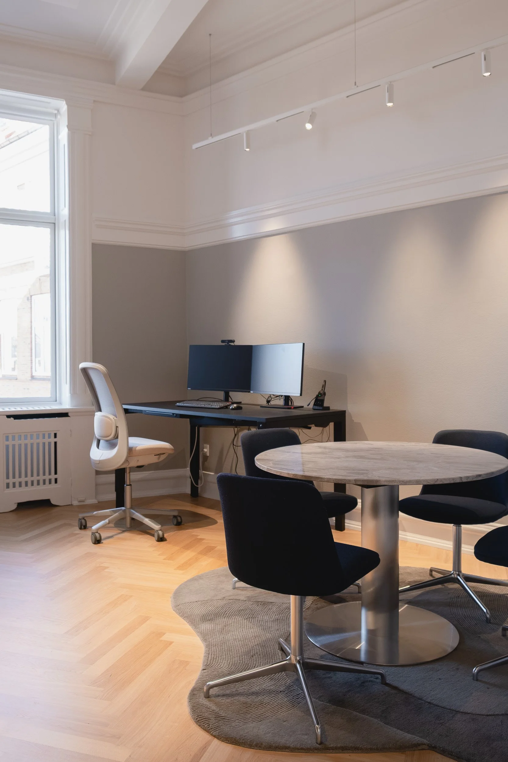 signal-arkitekter-j. Lauritzen-workplace-design-meetingroom-1522.jpg