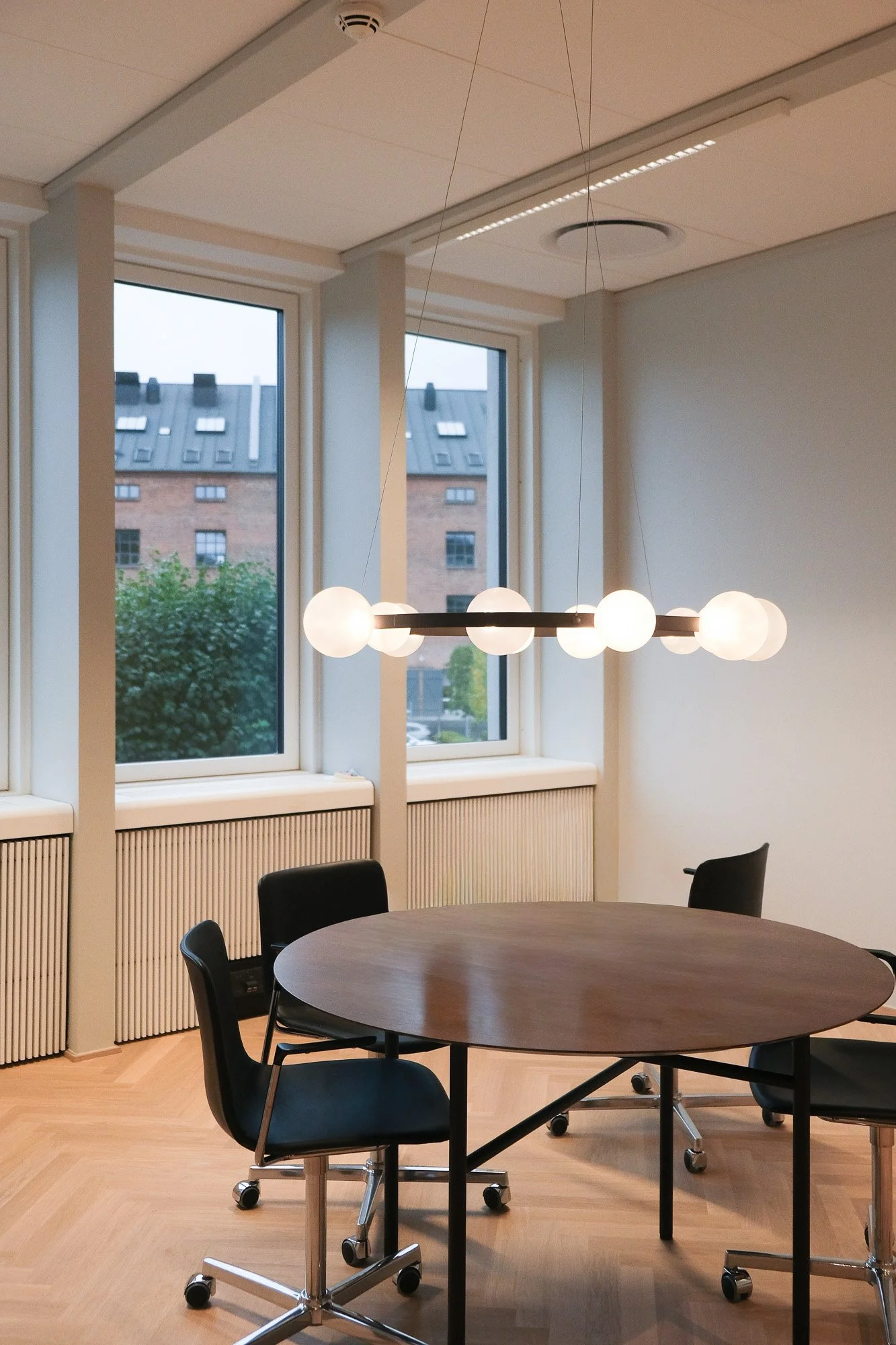 signal-arkitekter-danmarks-skibskredit-meetingroom-8857.jpg
