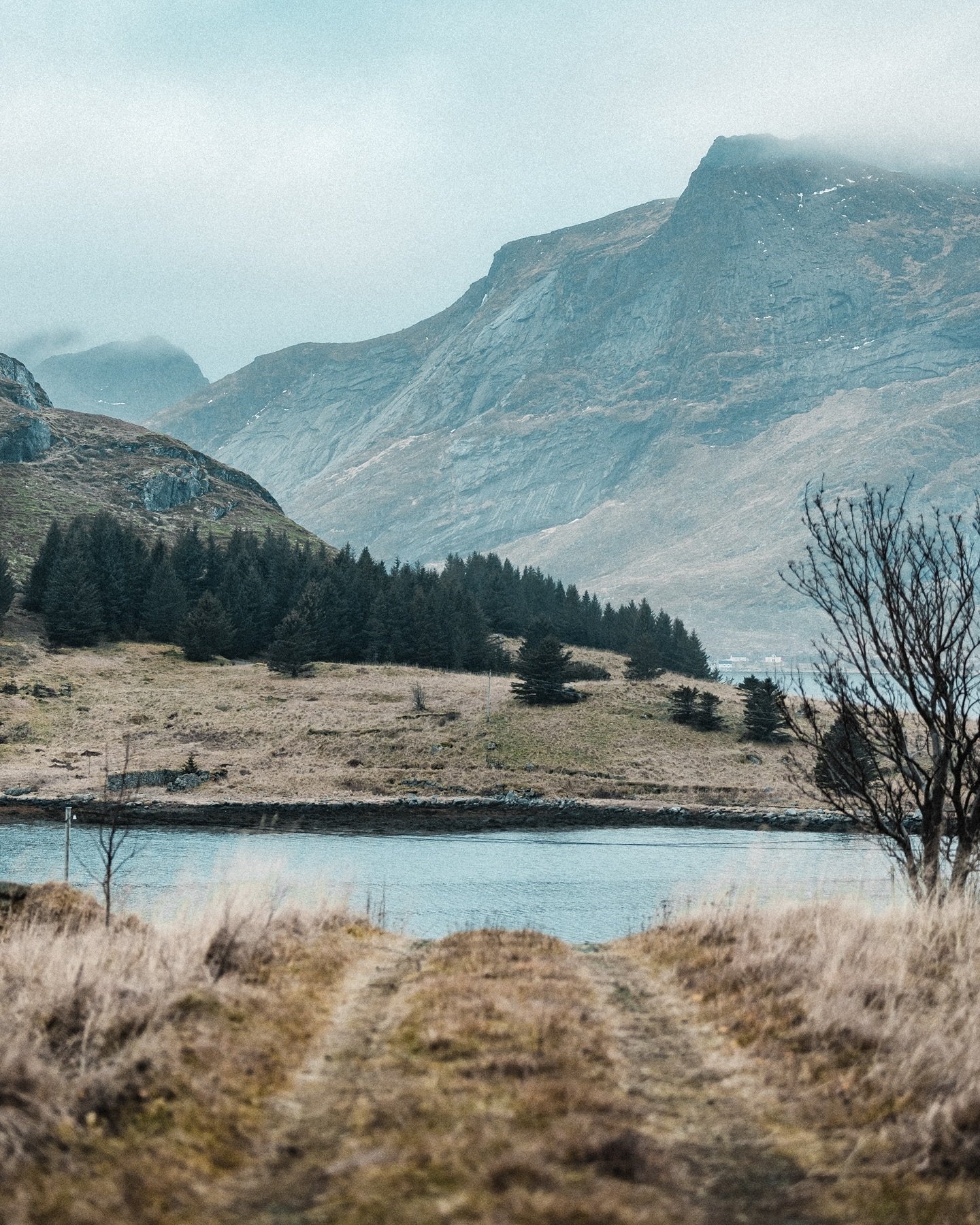 Lofoten is where nature lit up all its fireworks and then said, &bdquo;That&rsquo;s enough.&rdquo; Time here isn&rsquo;t really time &mdash; it&rsquo;s something you lose in a cup of coffee or just staring at a lake. This isn&rsquo;t a place; it&rsqu