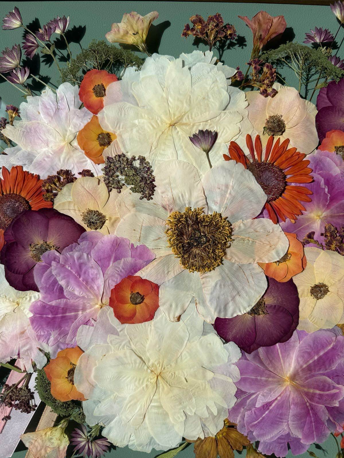 Květinový obraz ze smuteční kytice nebo vazby od Pohřebních průvodců