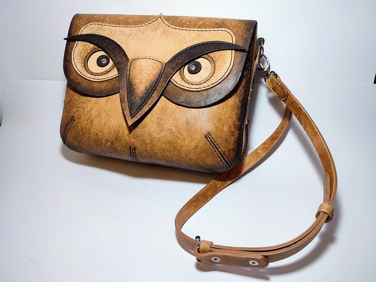 owl-bag8_4k-arthouse.jpg