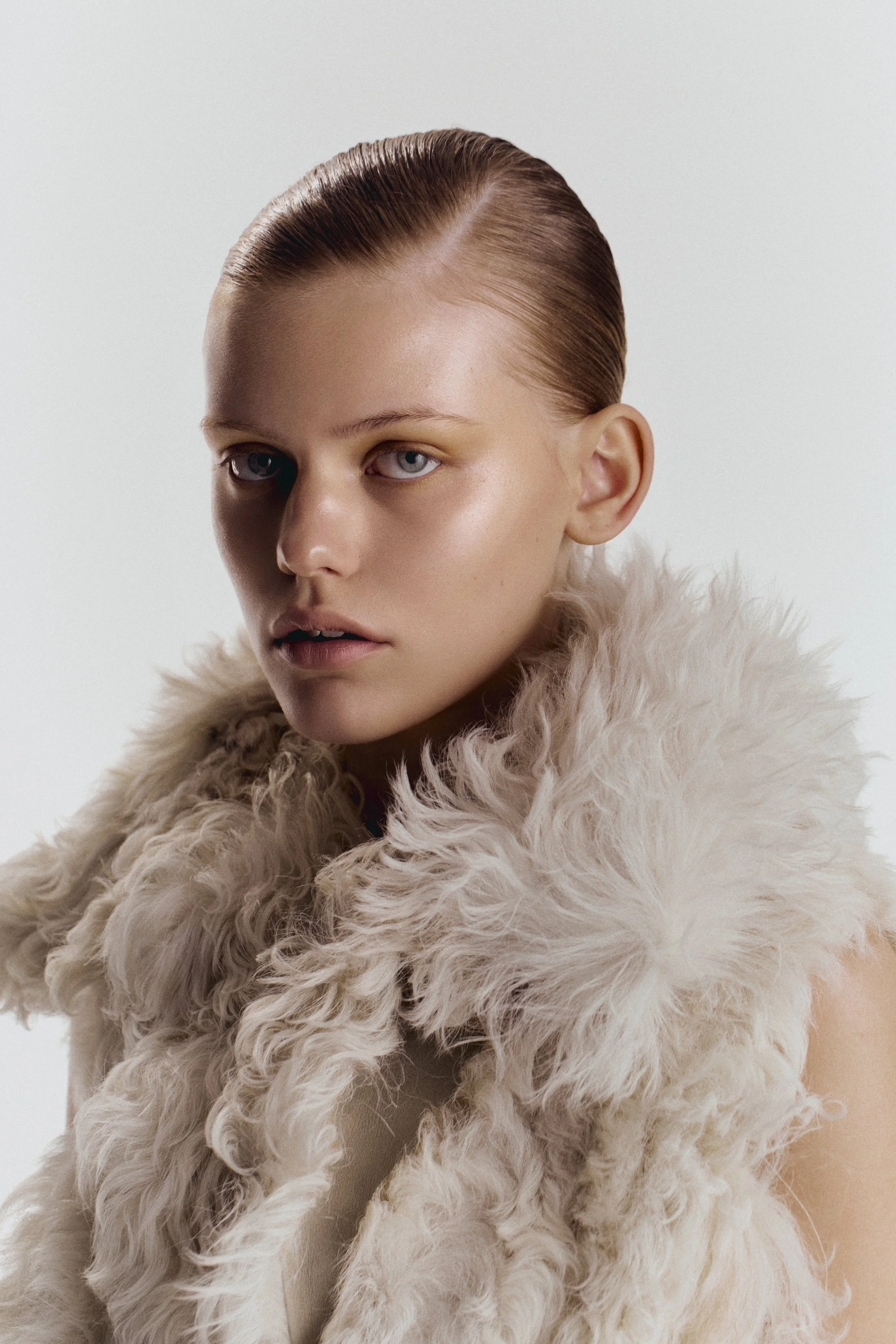 EDITORIAL_081225_02_0531.jpg