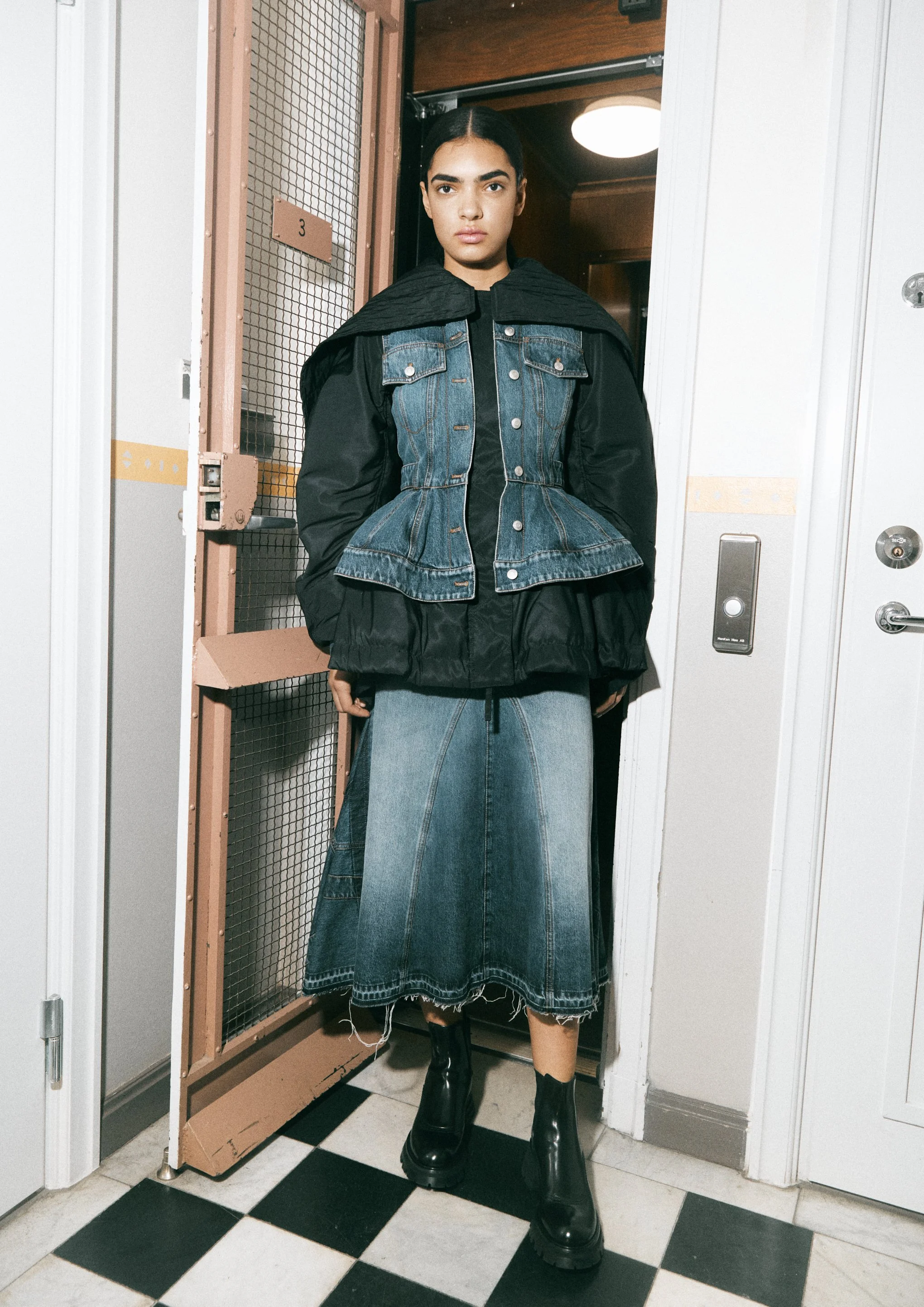 Plaza kvinna_100EOS5D 44.jpg