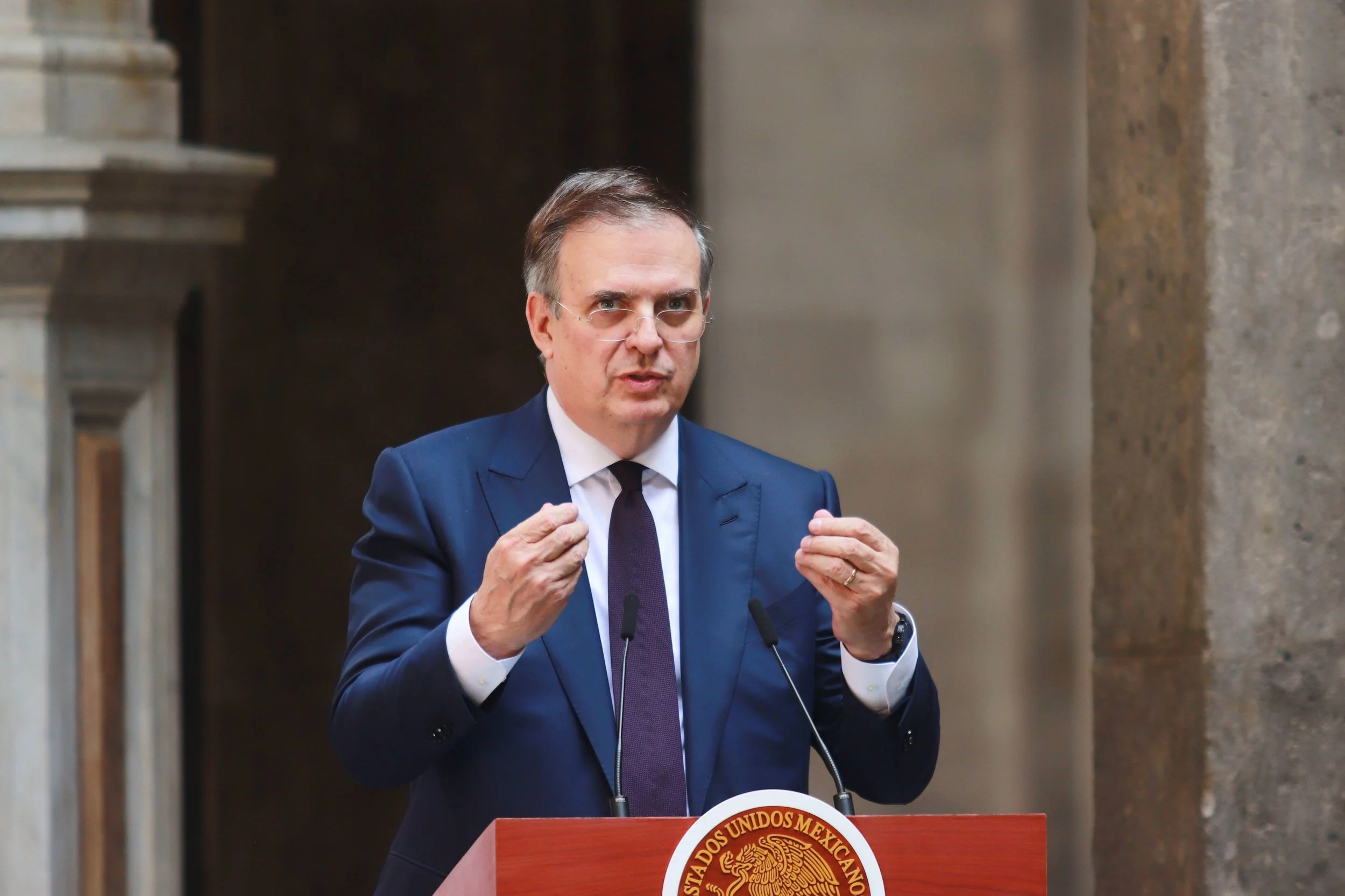 Marcelo Ebrard, Mexico's politics