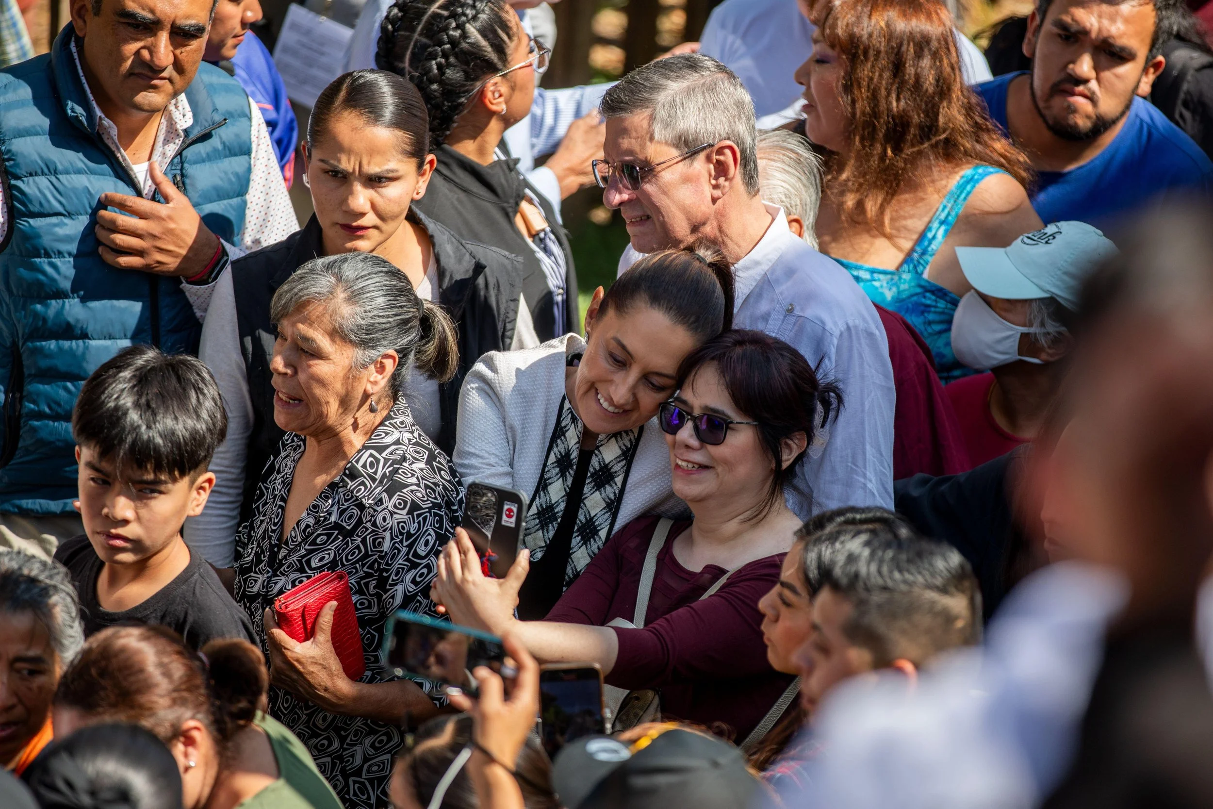 Mexican President Claudia Sheinbaum with a supporter
