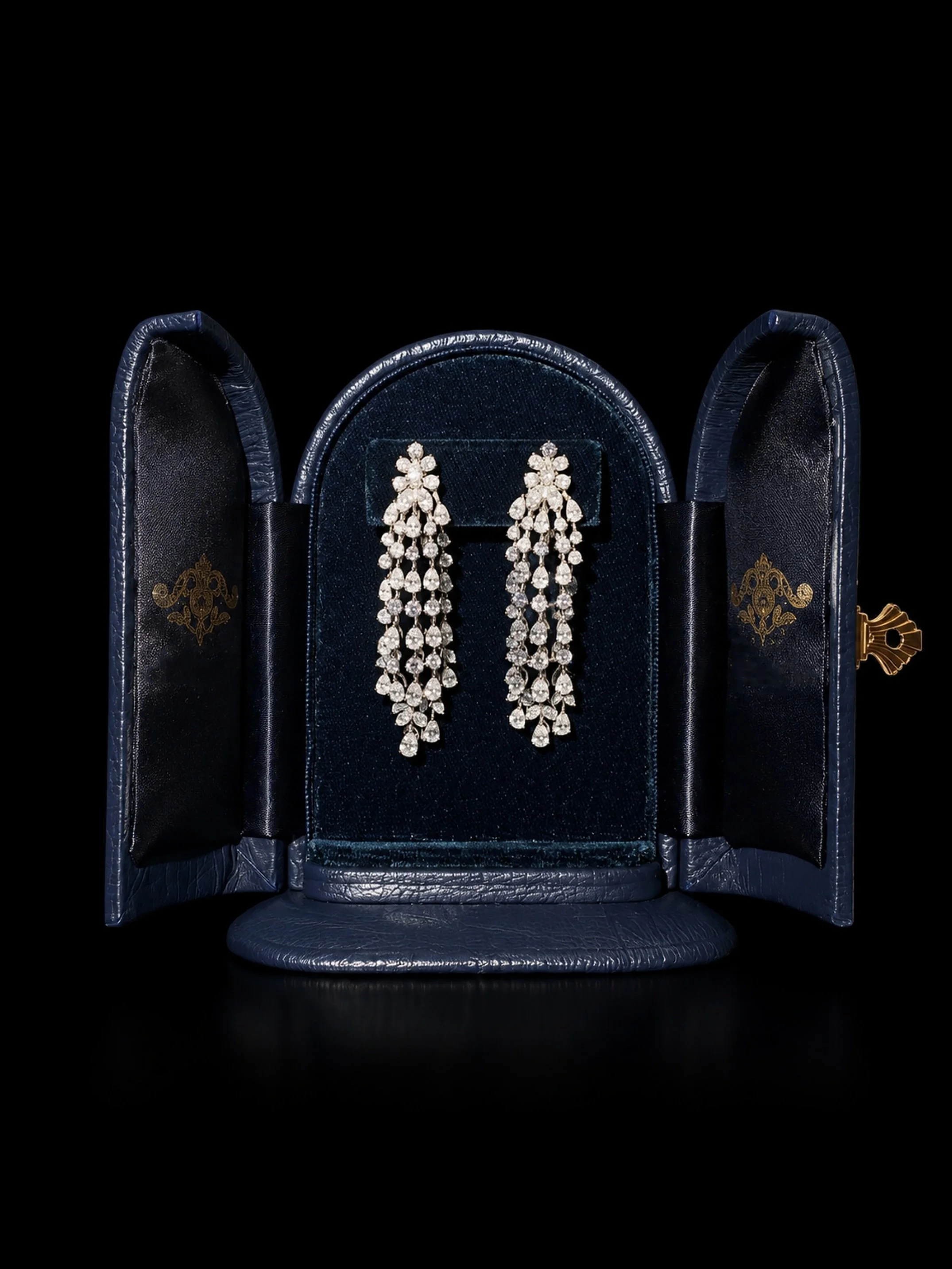 LATE 20TH CENTURY DIAMOND WATERFALL EARRINGS

Set with pear shaped, round brilliant cut and marquise cut diamonds. Estimated total diamond weight 11.69 carats.
Estimated colour F-G on average. Estimated clarity VVS-SI on average. Diamonds are bright 