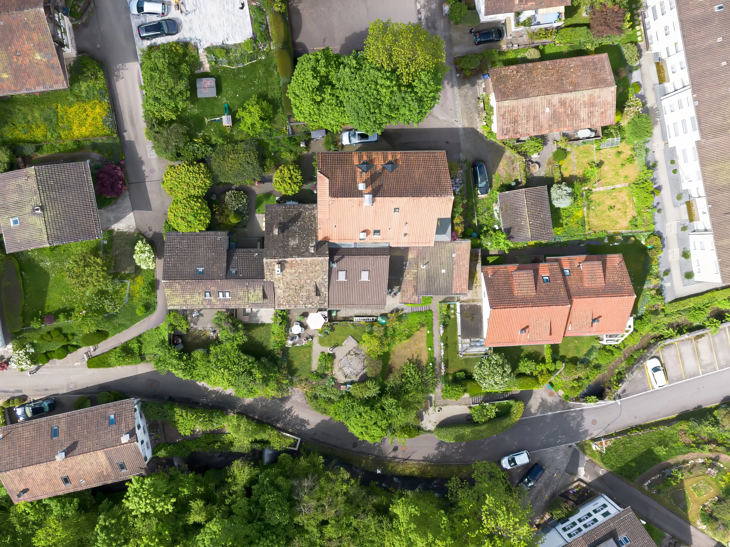 Gartenweg Port4-topaz-denoise-enhance-1.8x.jpeg