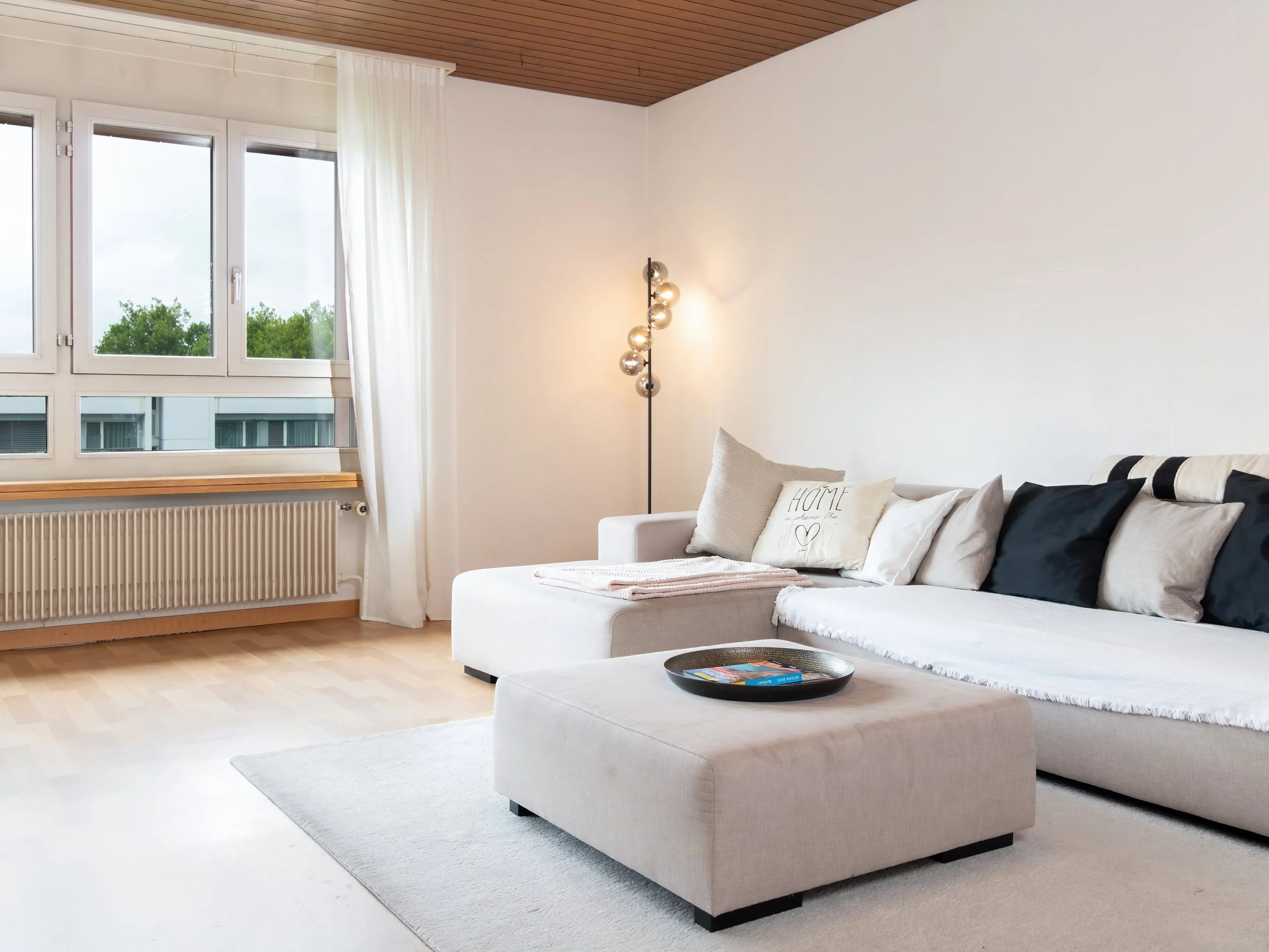 Test Zug 26.08 Wohnzimmer-topaz-denoise-sharpen.jpeg