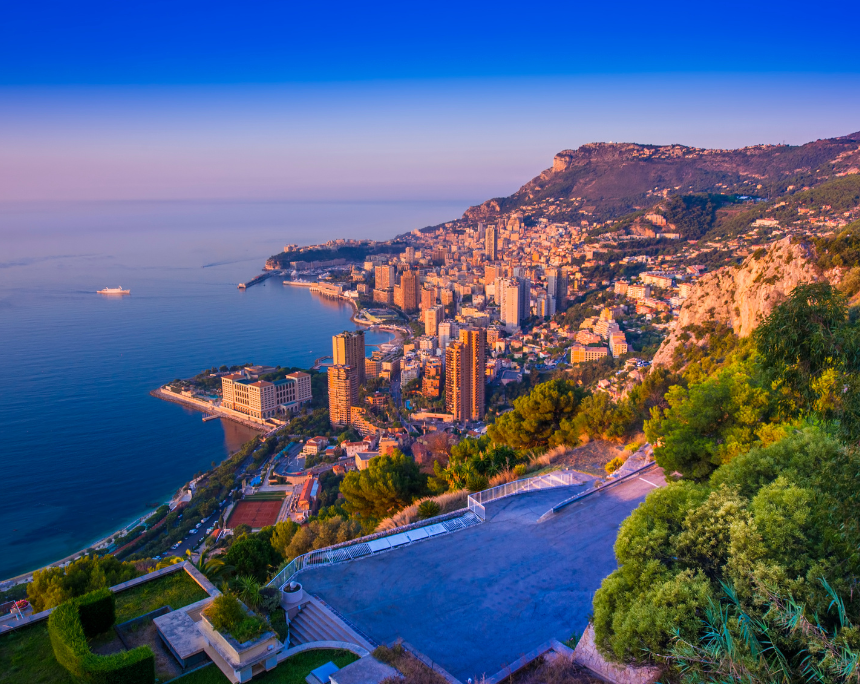 Louer un Yacht dans le Sud de la France : Pourquoi le Faire?
