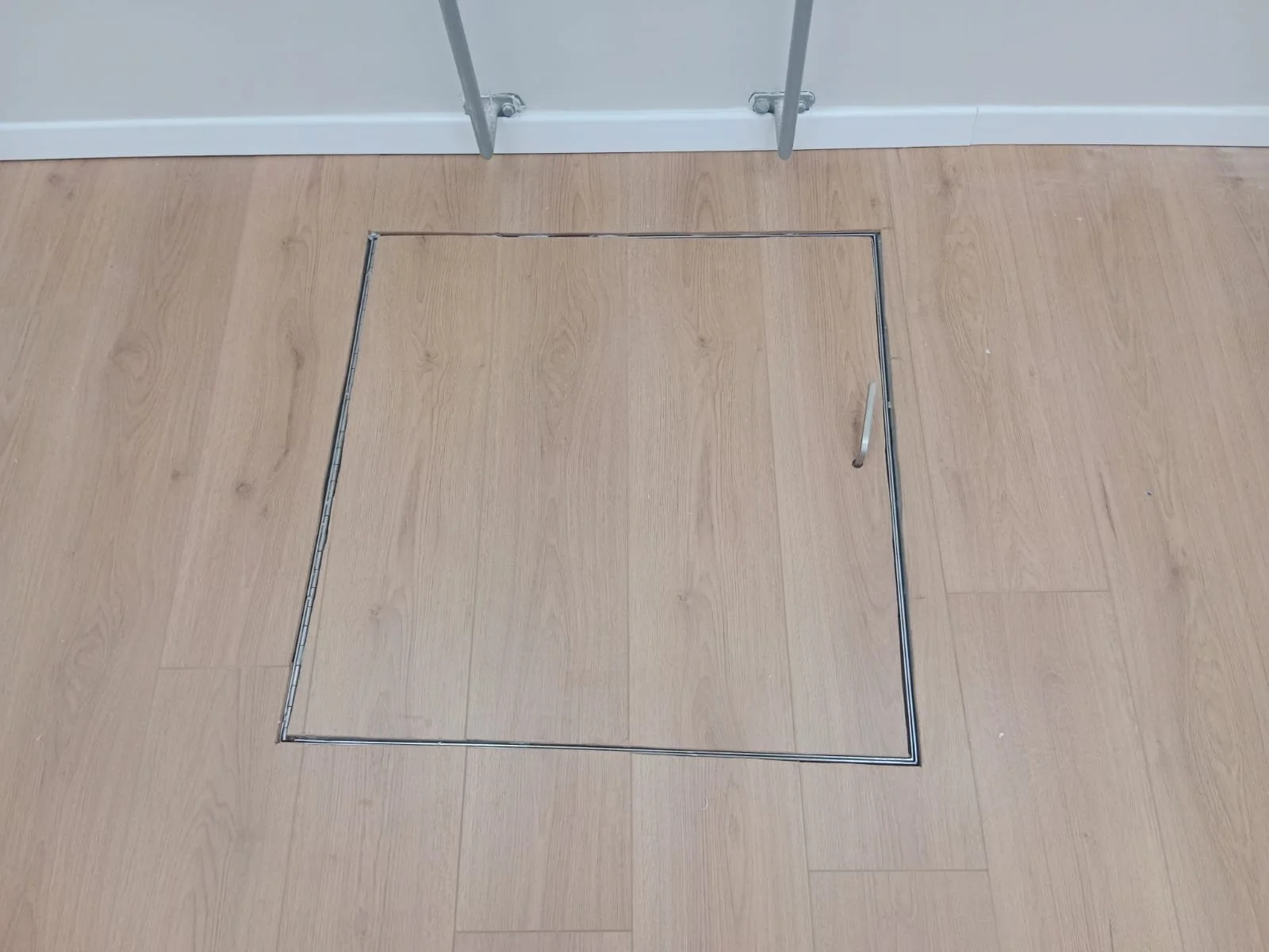 office-renovation-finishing-works-Coca-Cola-Carlsberg-maor-renovations (10).jpg