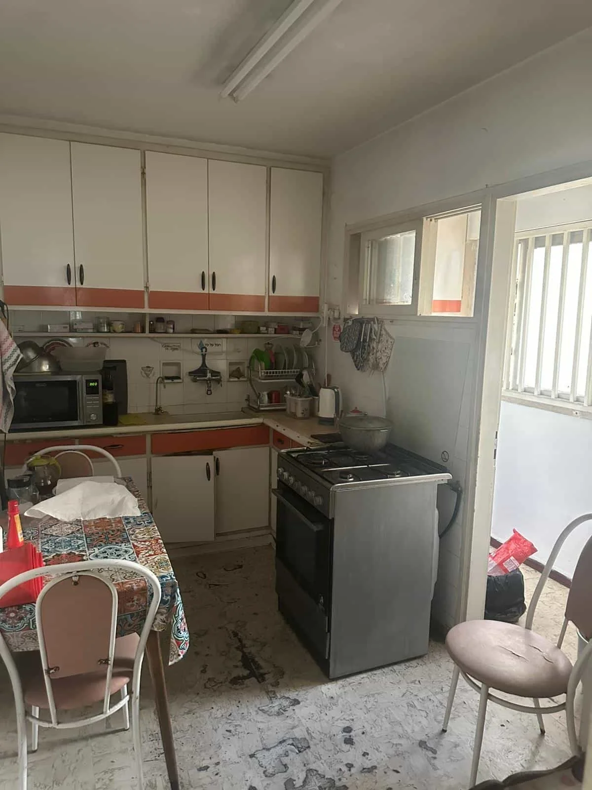 bat-yam-kitchen-renovation-maor-renovations (8).jpg