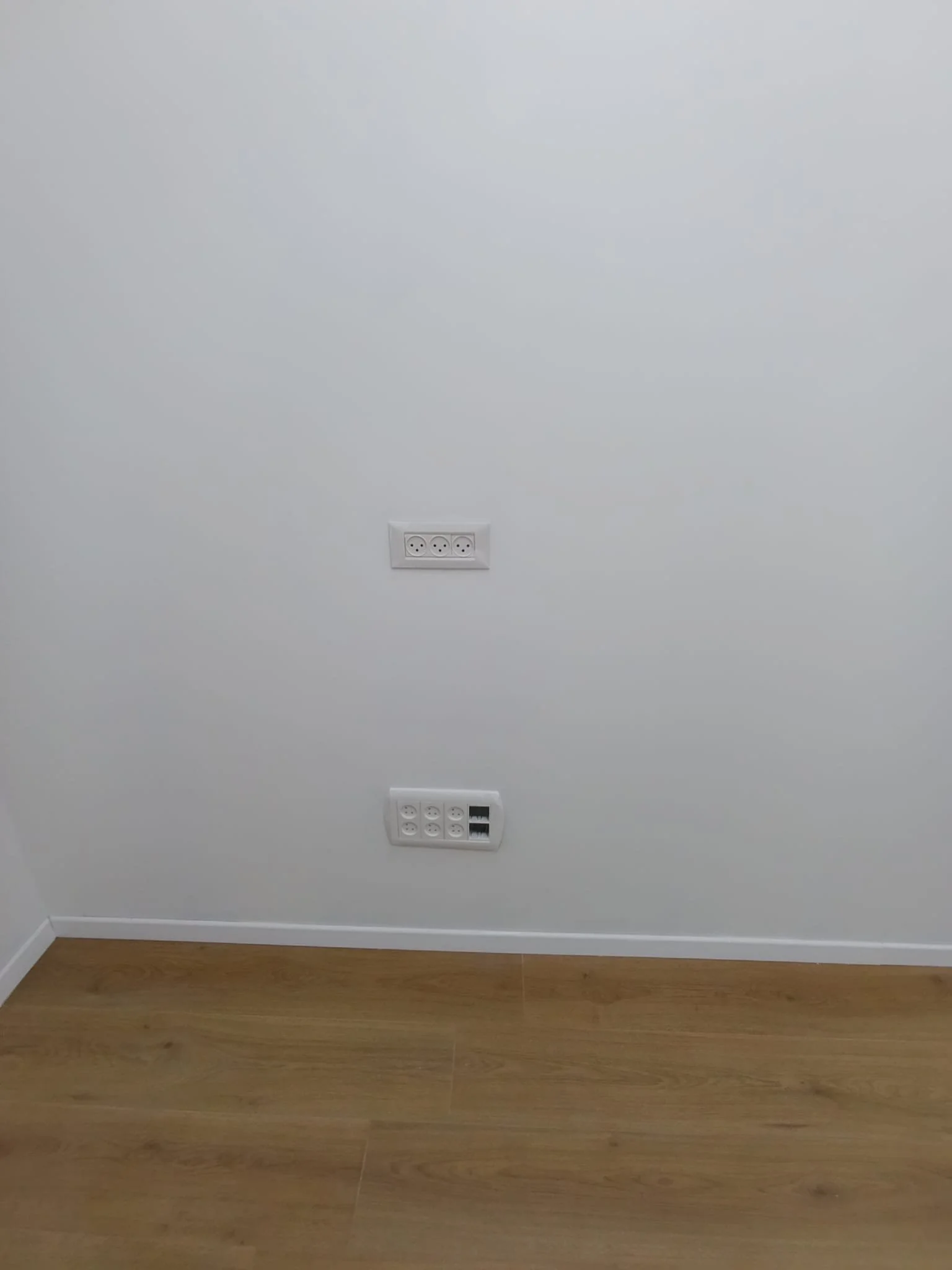 office-renovation-finishing-works-Coca-Cola-Carlsberg-maor-renovations (1).jpeg