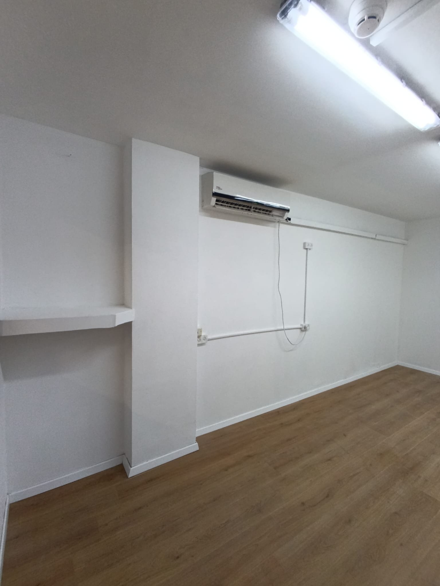 office-renovation-finishing-works-Coca-Cola-Carlsberg-maor-renovations (3).jpeg