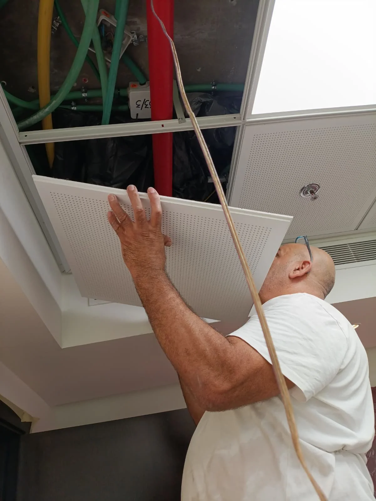 office-renovation-finishing-works-Coca-Cola-Carlsberg-maor-renovations (21).jpeg