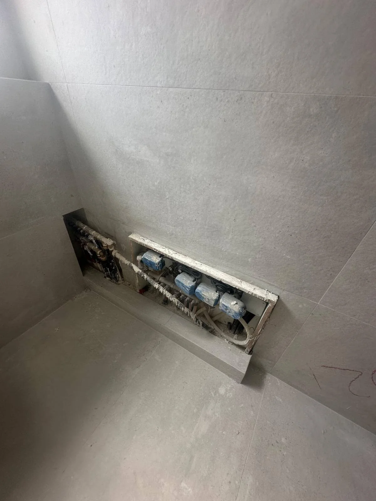 har-adar-bathroom-renovation-maor-renovations (7).jpeg